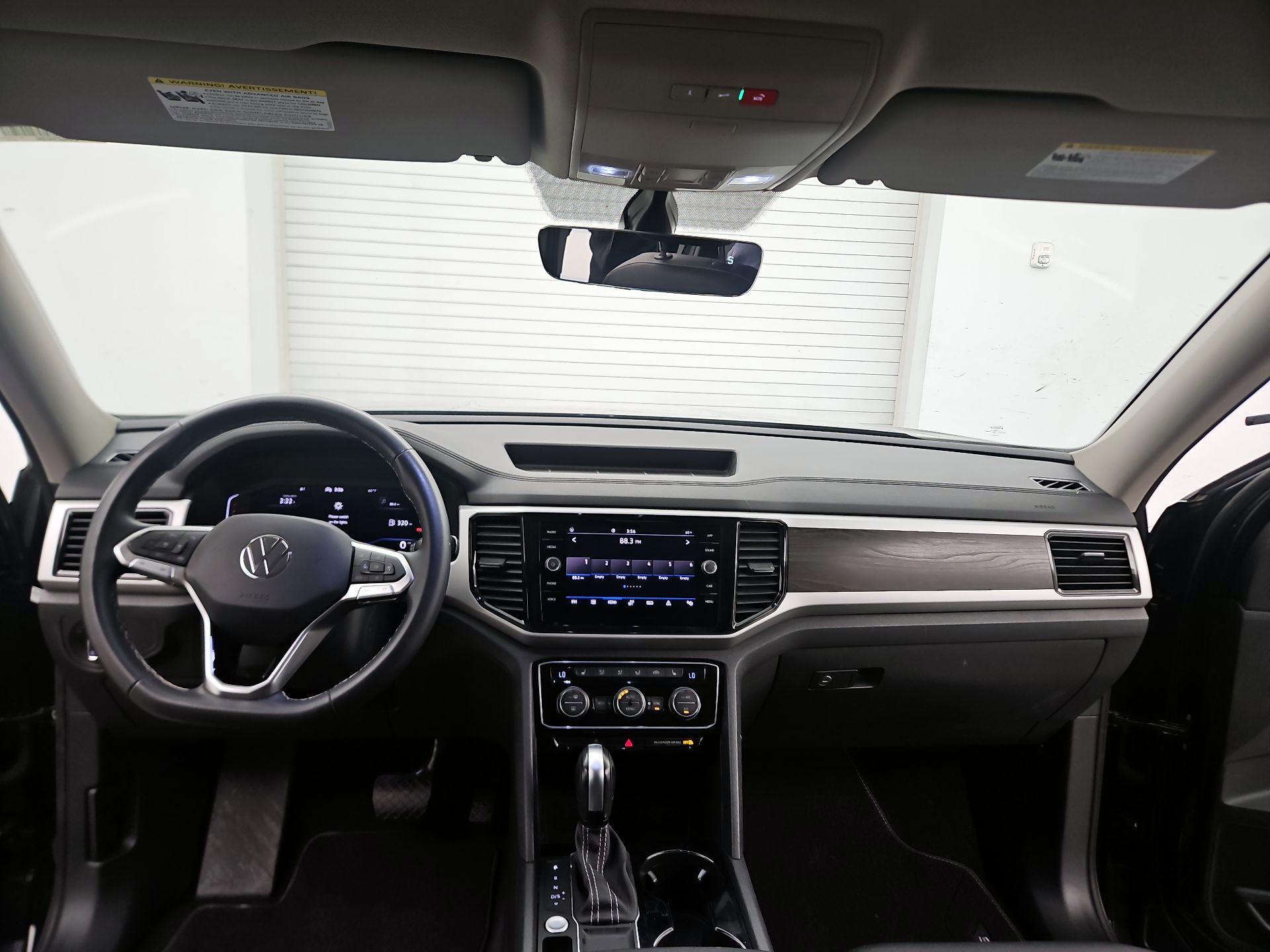 Thumbnail: 2023 Volkswagen Atlas - 9