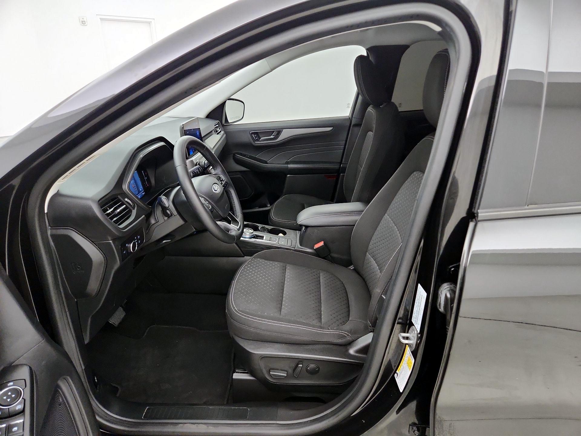 Thumbnail: 2023 Ford Escape - 11