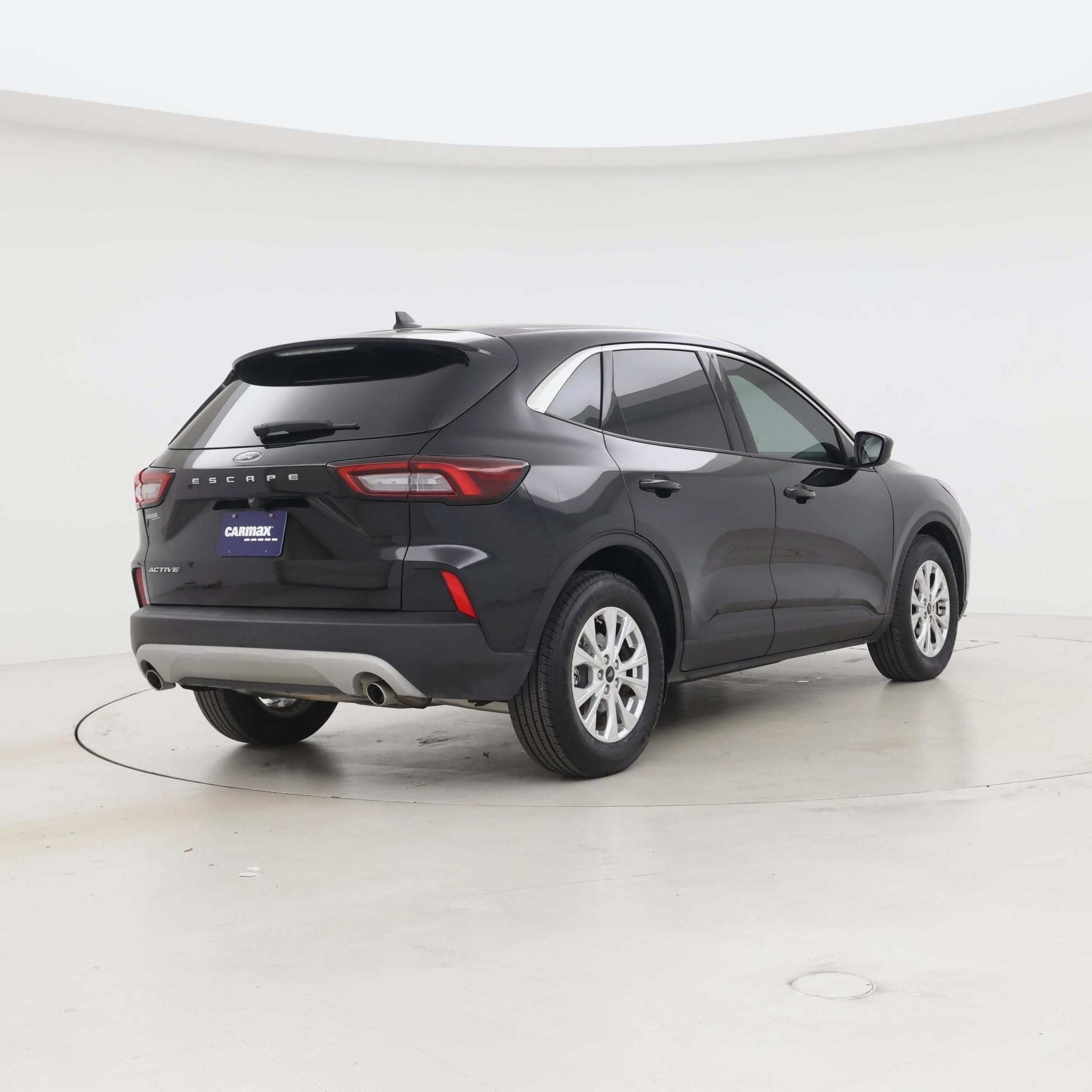 Thumbnail: 2023 Ford Escape - 8