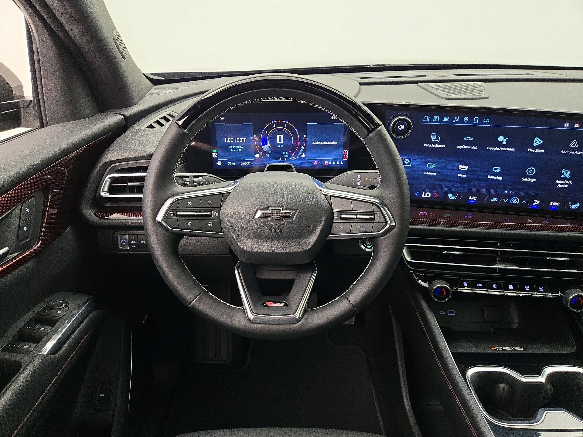 Thumbnail: 2025 Chevrolet Traverse - 10