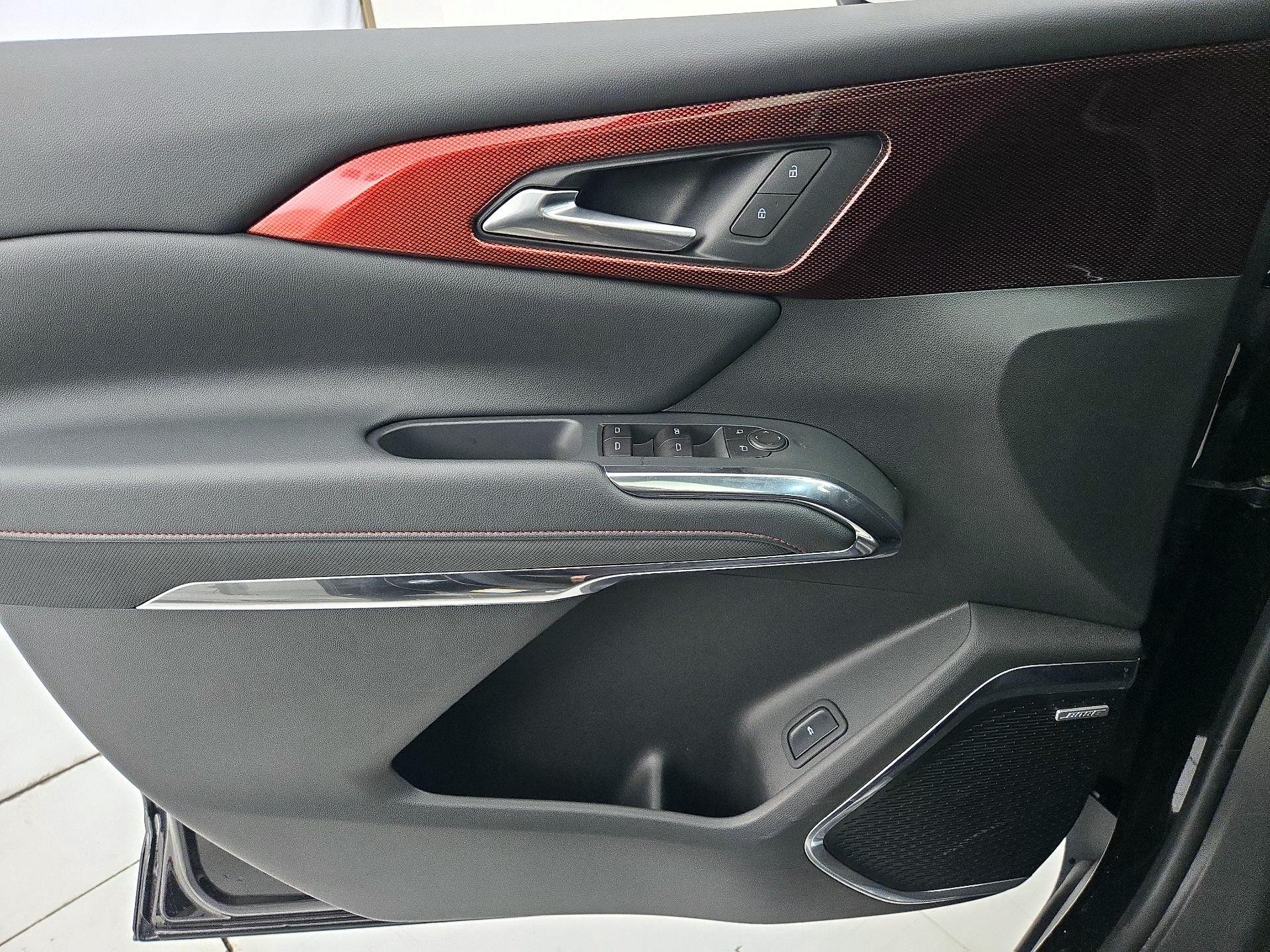 Thumbnail: 2025 Chevrolet Traverse - 12