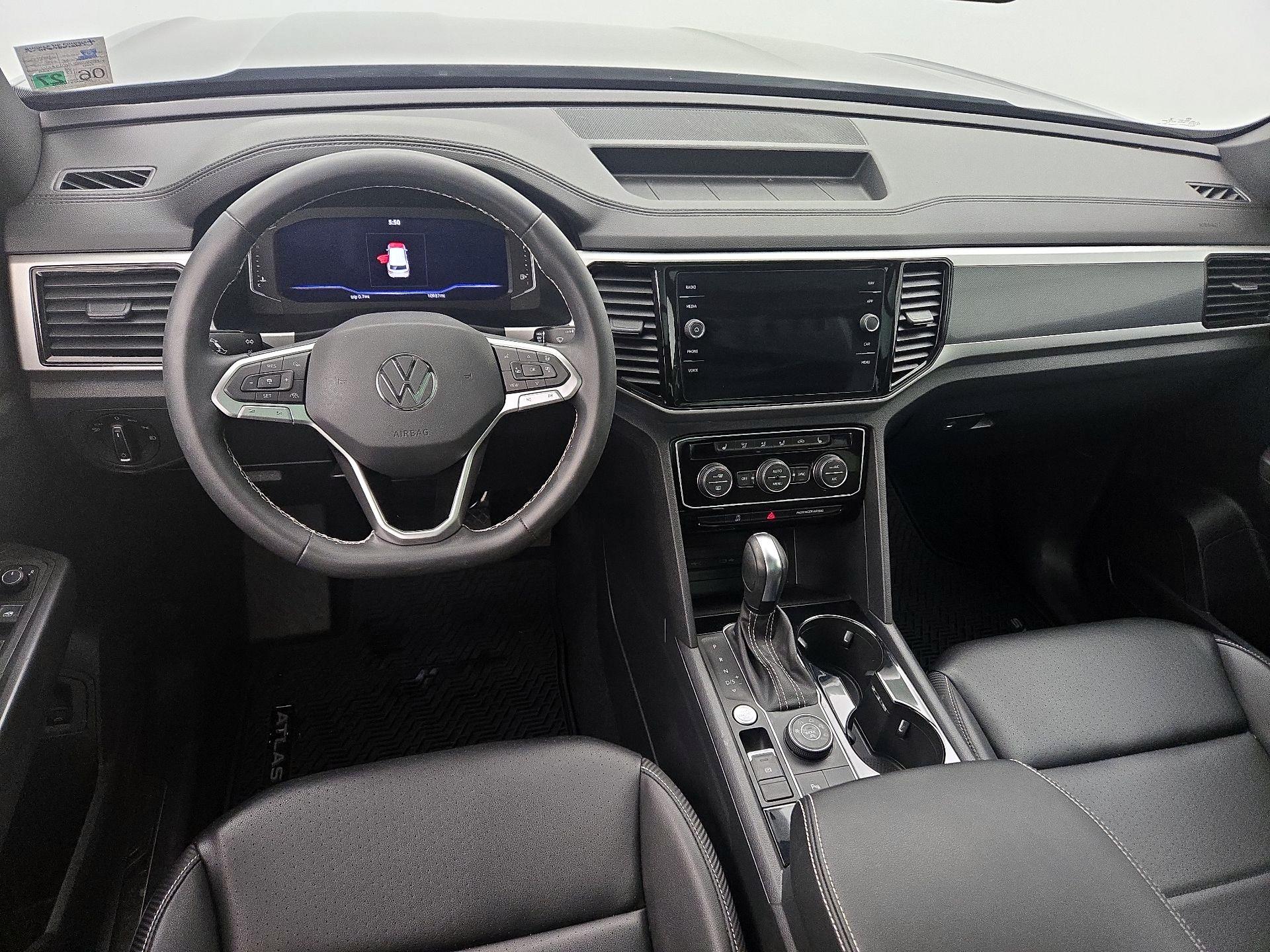 Thumbnail: 2022 Volkswagen Atlas - 9