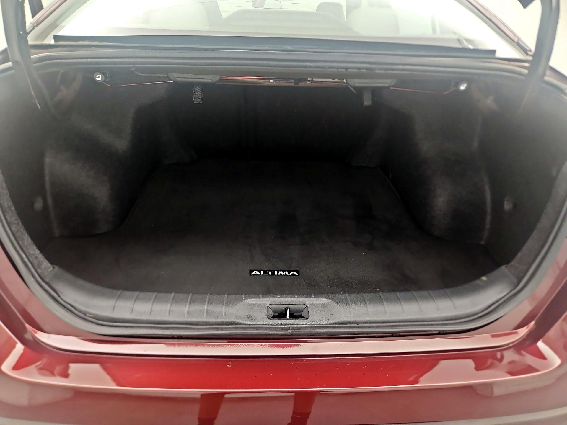 Thumbnail: 2024 Nissan Altima - 20