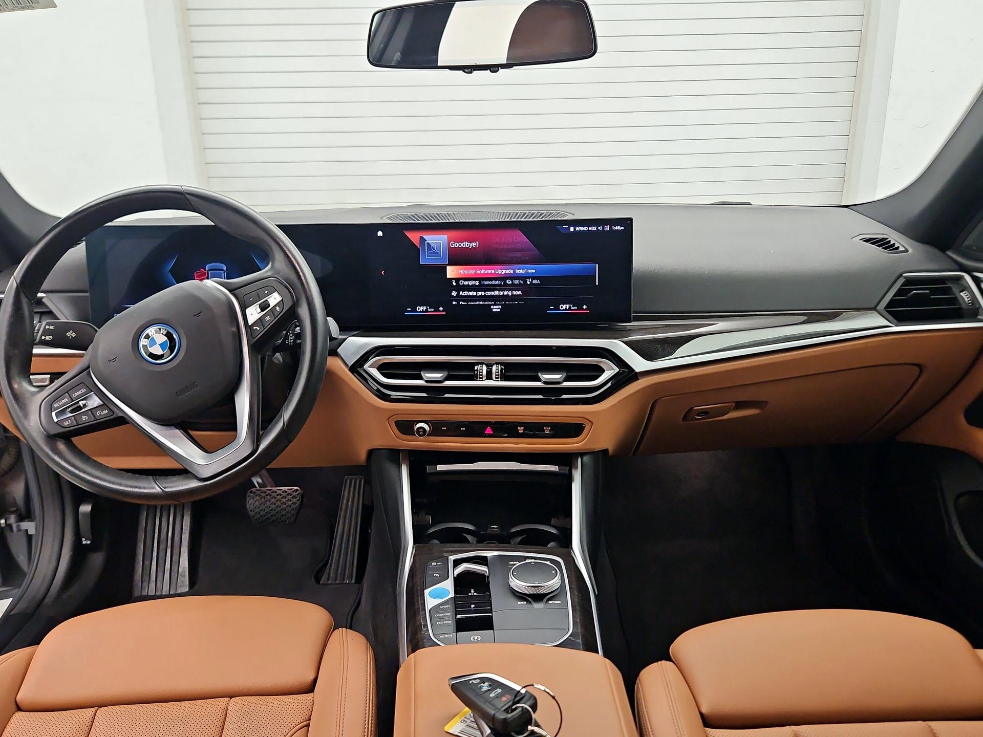 Thumbnail: 2023 BMW i4 - 9