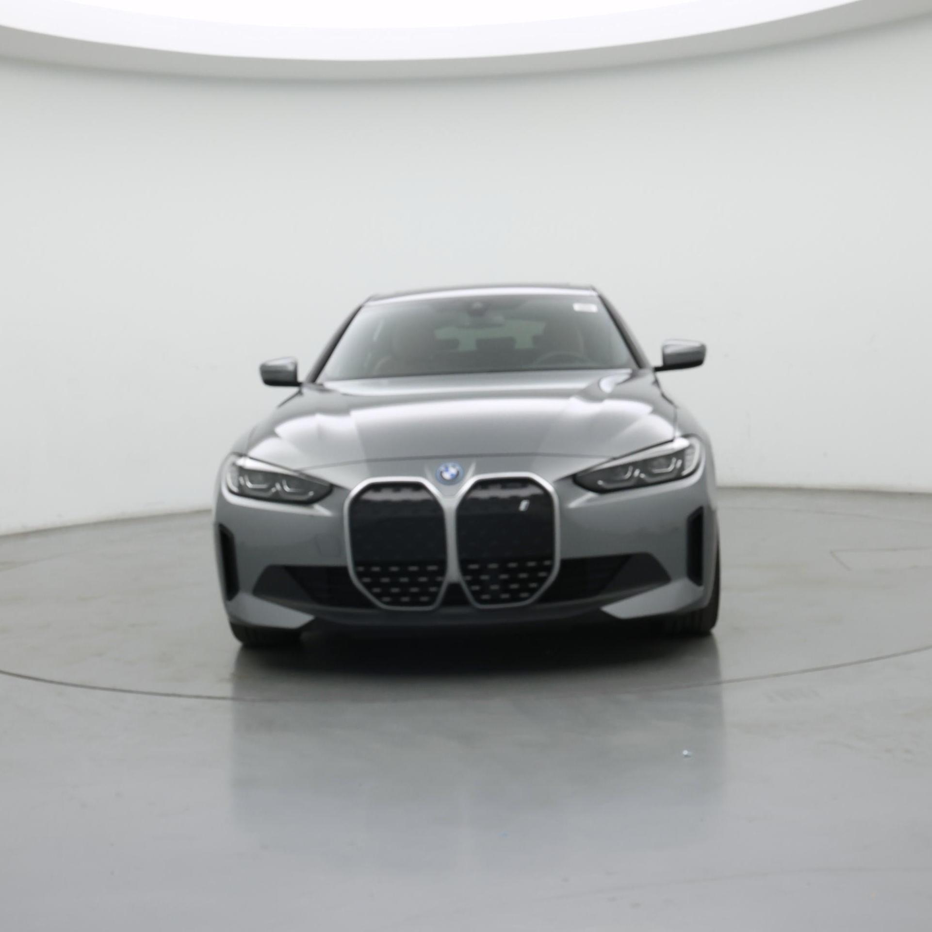 Thumbnail: 2023 BMW i4 - 5