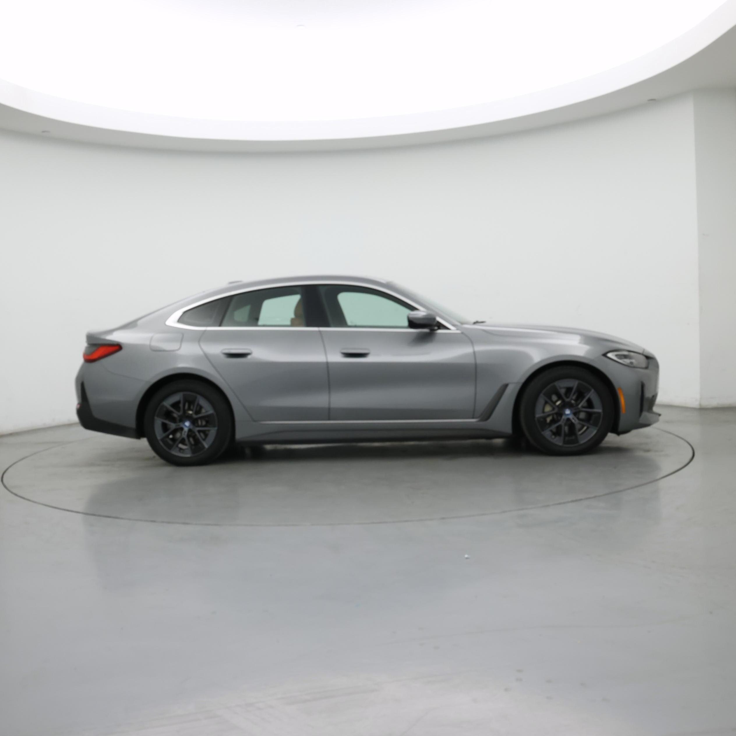 Thumbnail: 2023 BMW i4 - 7