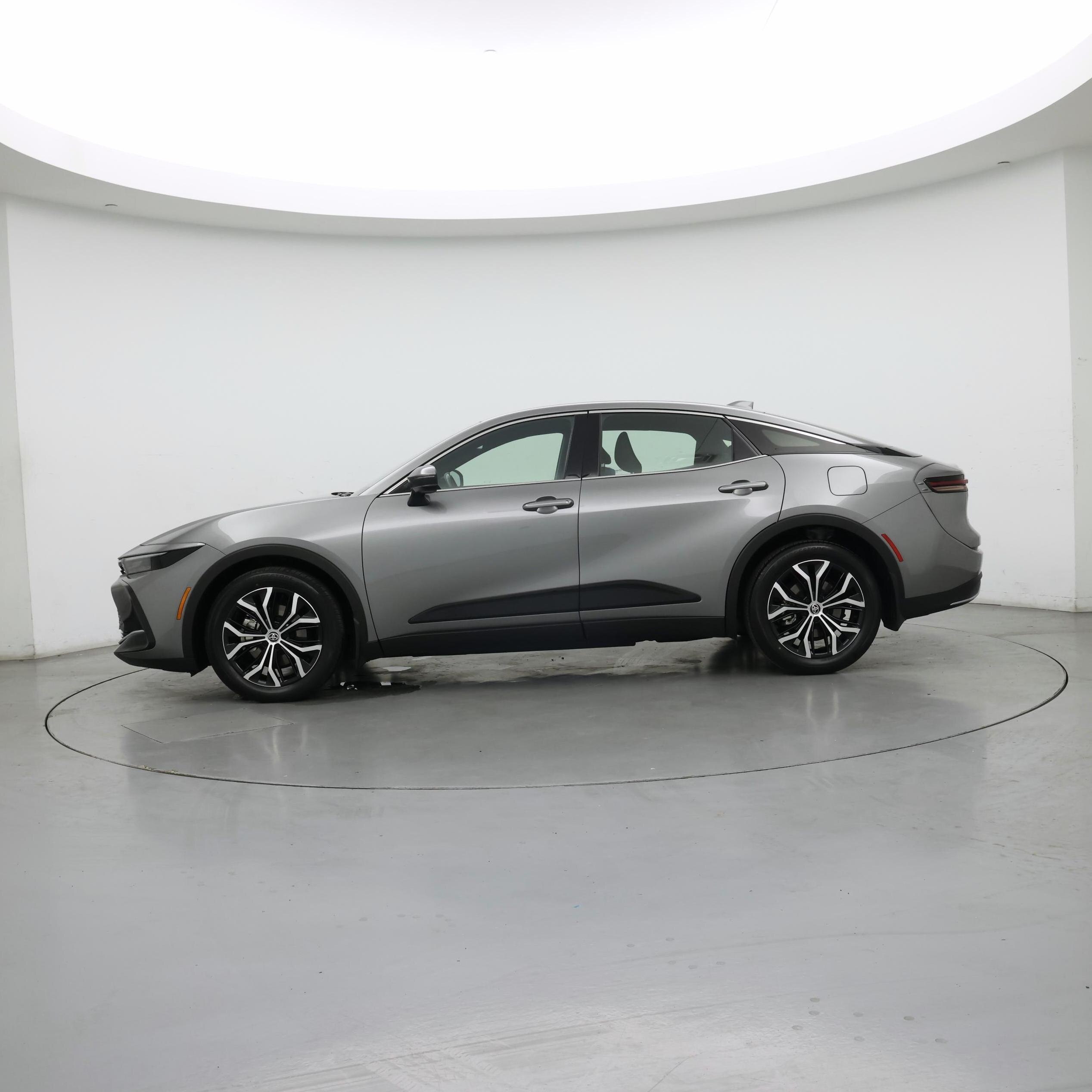 Thumbnail: 2023 Toyota Crown - 3