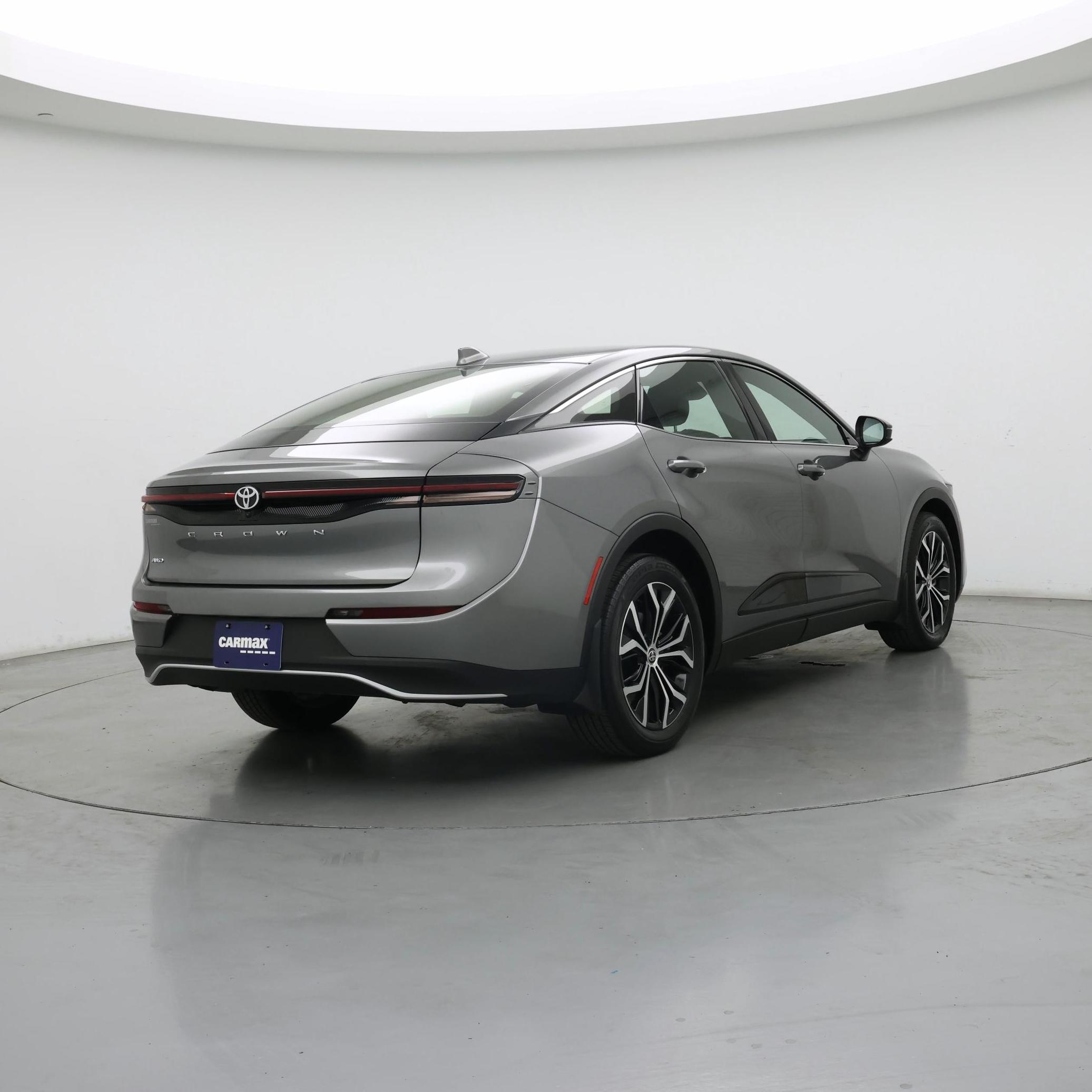 Thumbnail: 2023 Toyota Crown - 8