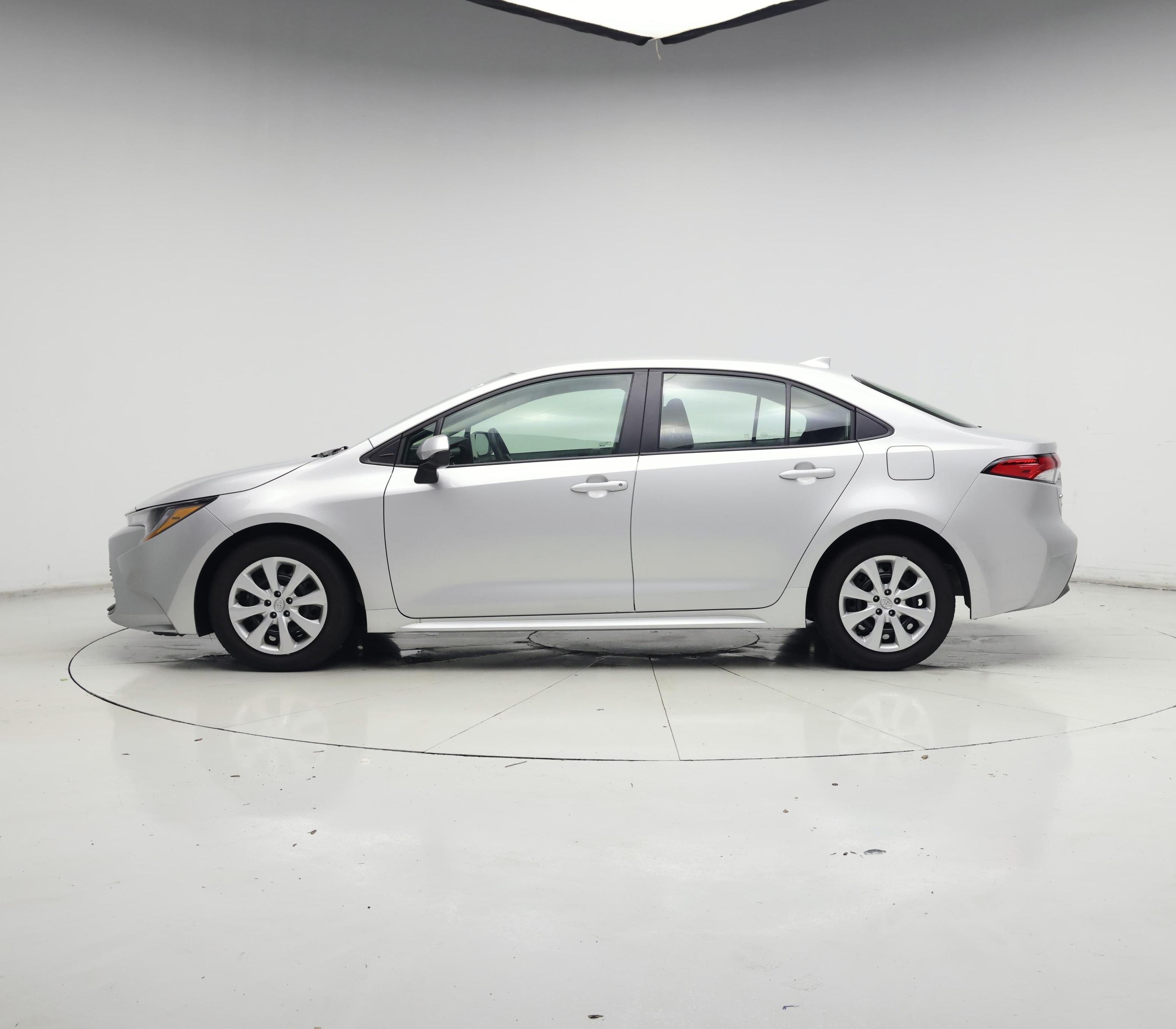 Thumbnail: 2025 Toyota Corolla - 3