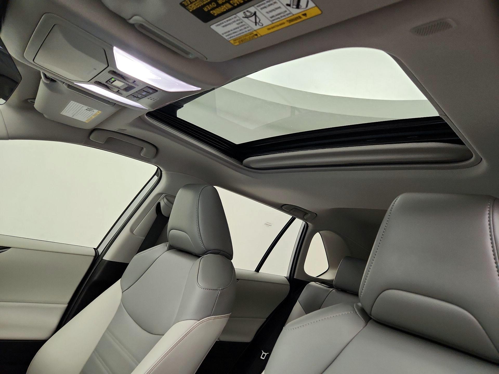 Thumbnail: 2023 Toyota RAV4 - 19