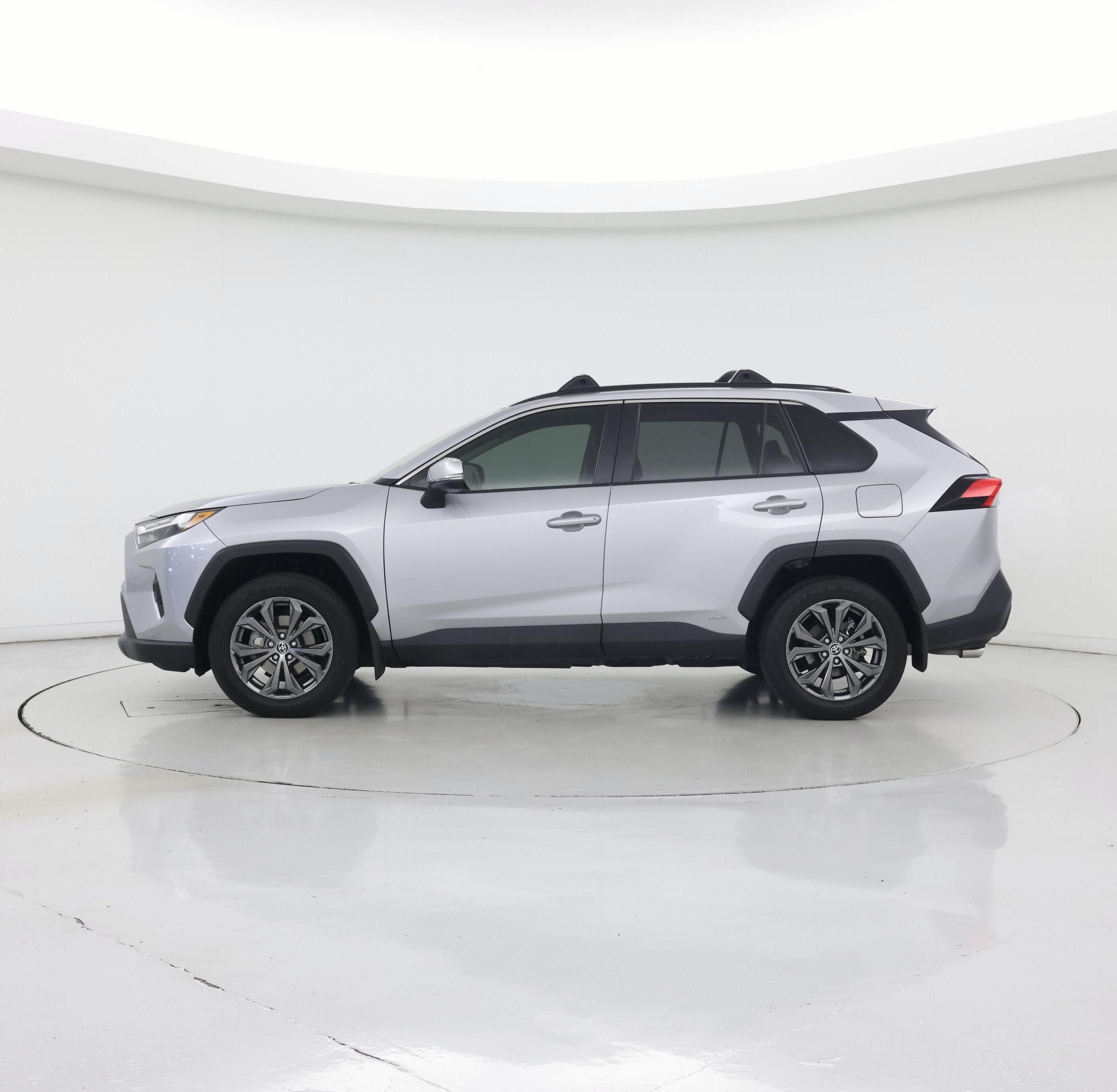 Thumbnail: 2023 Toyota RAV4 - 3