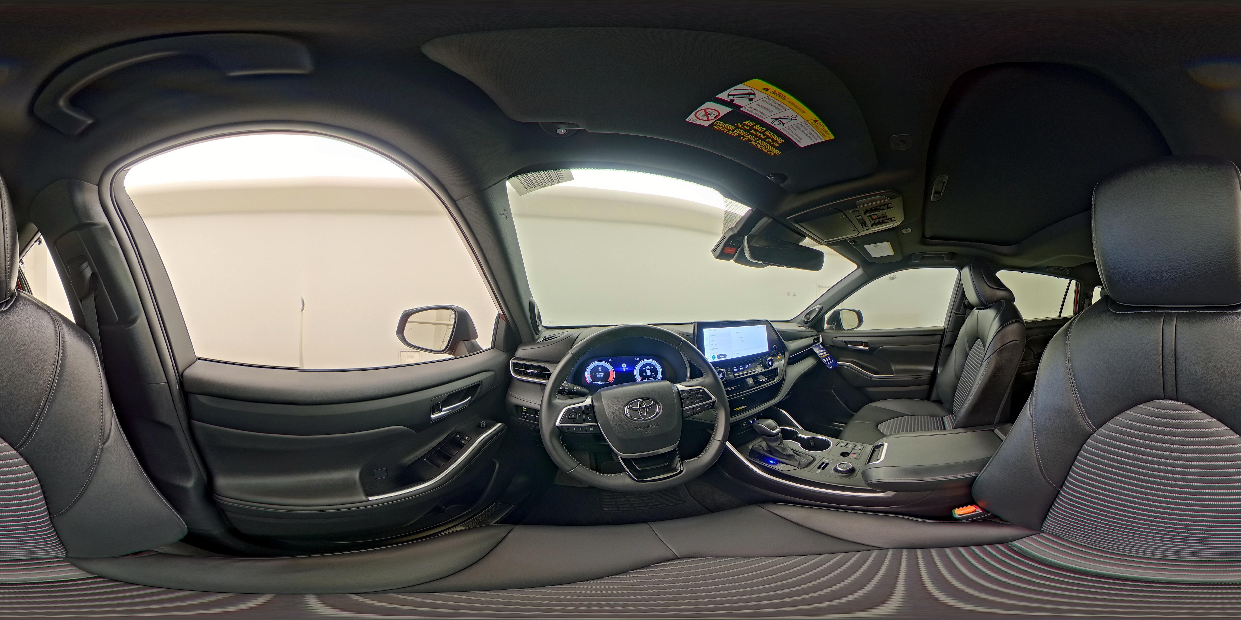 2025 Toyota Highlander XSE - Photo 30