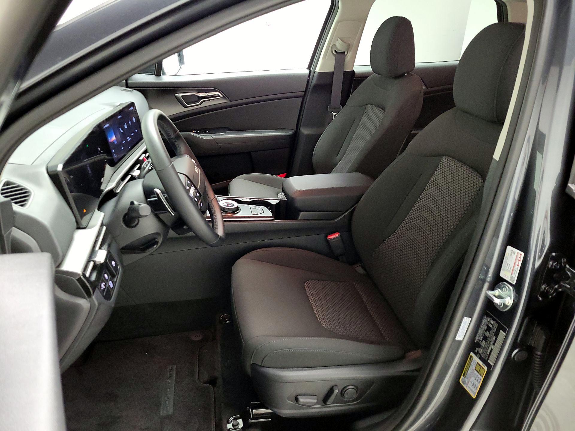Thumbnail: 2026 Kia Sportage - 11