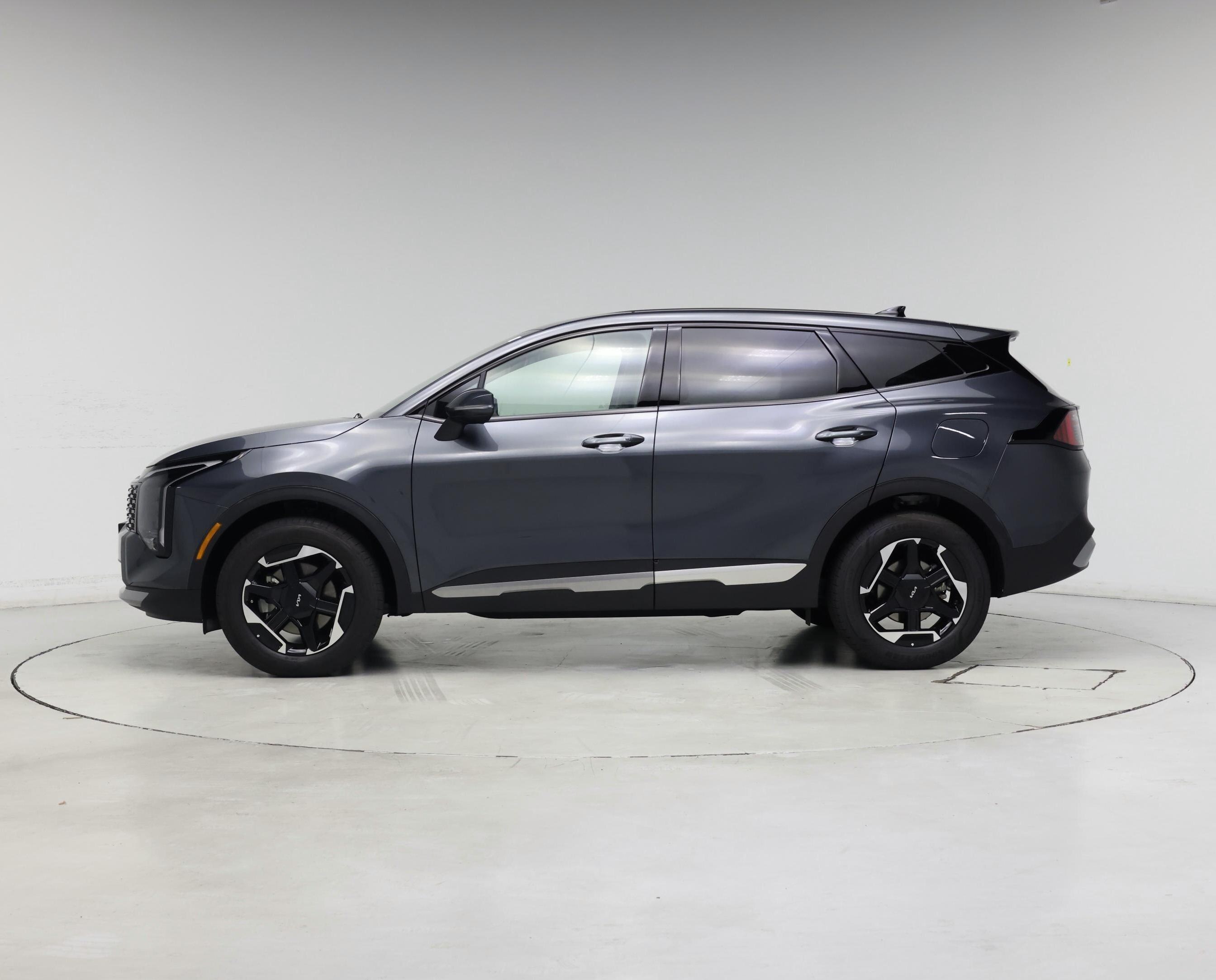 Thumbnail: 2026 Kia Sportage - 3