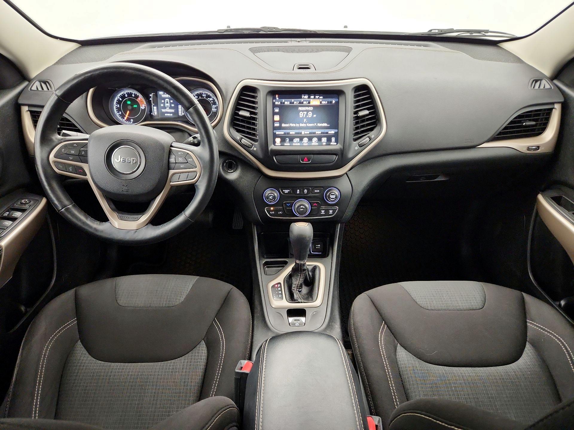 Thumbnail: 2017 Jeep Cherokee - 9