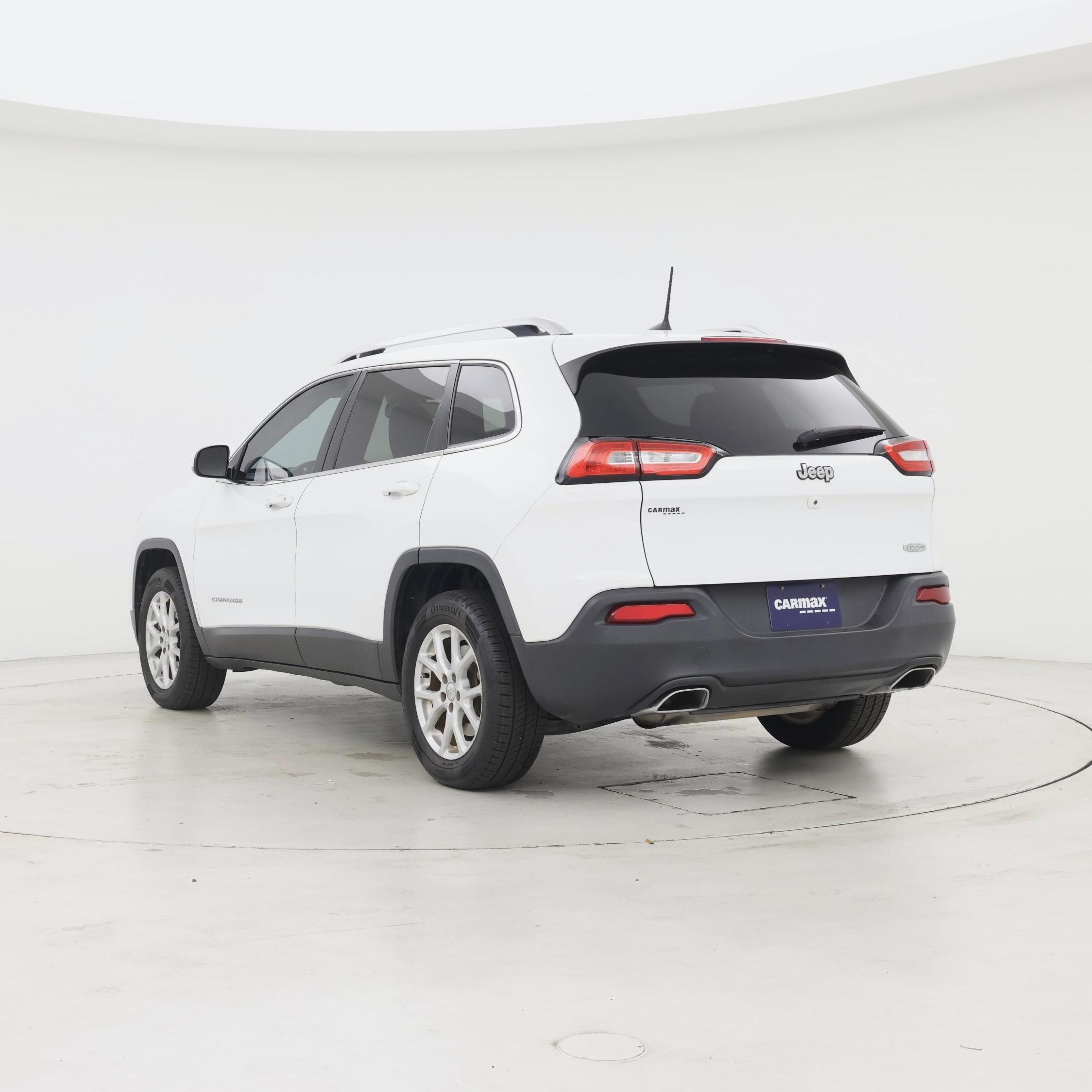 Thumbnail: 2017 Jeep Cherokee - 2