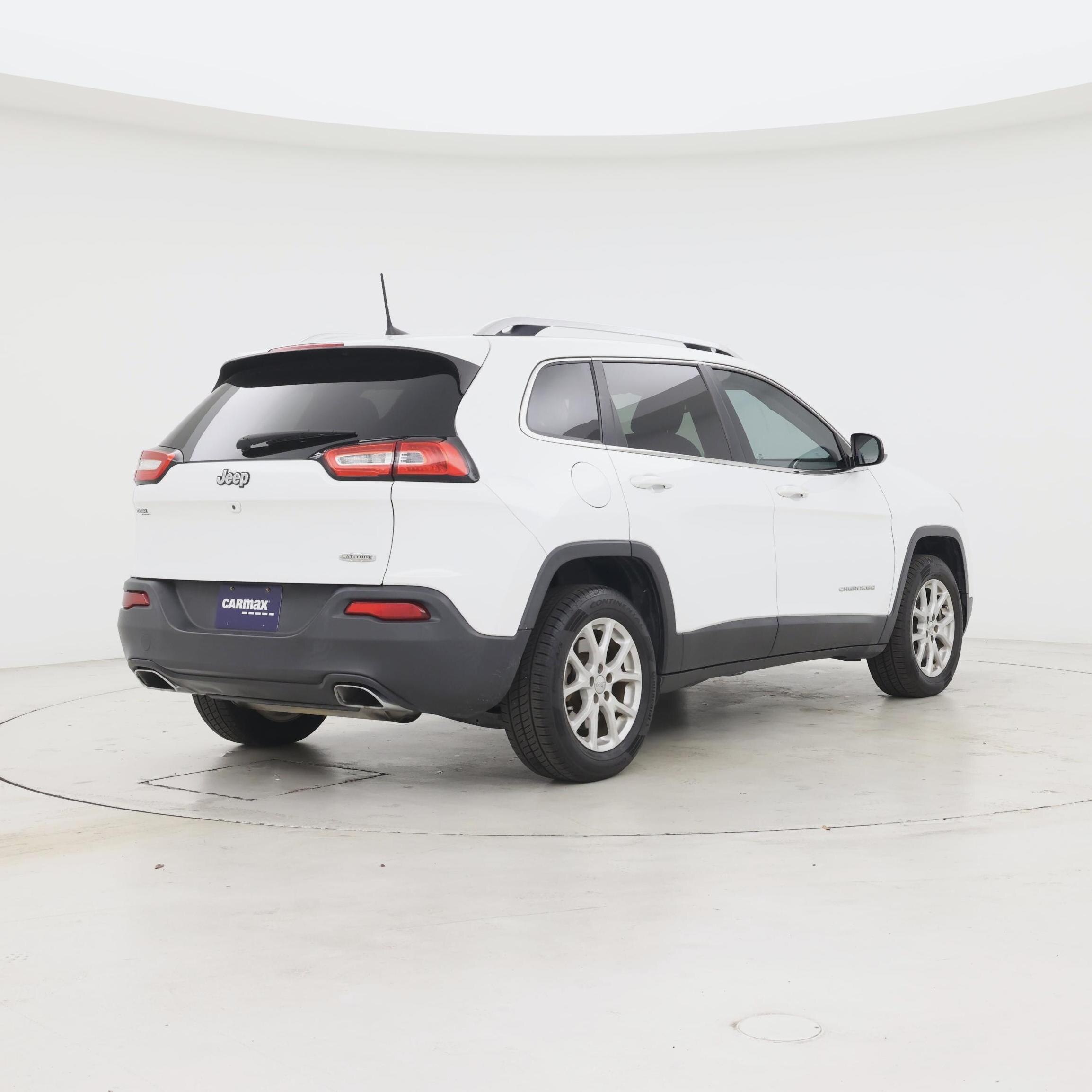 Thumbnail: 2017 Jeep Cherokee - 8