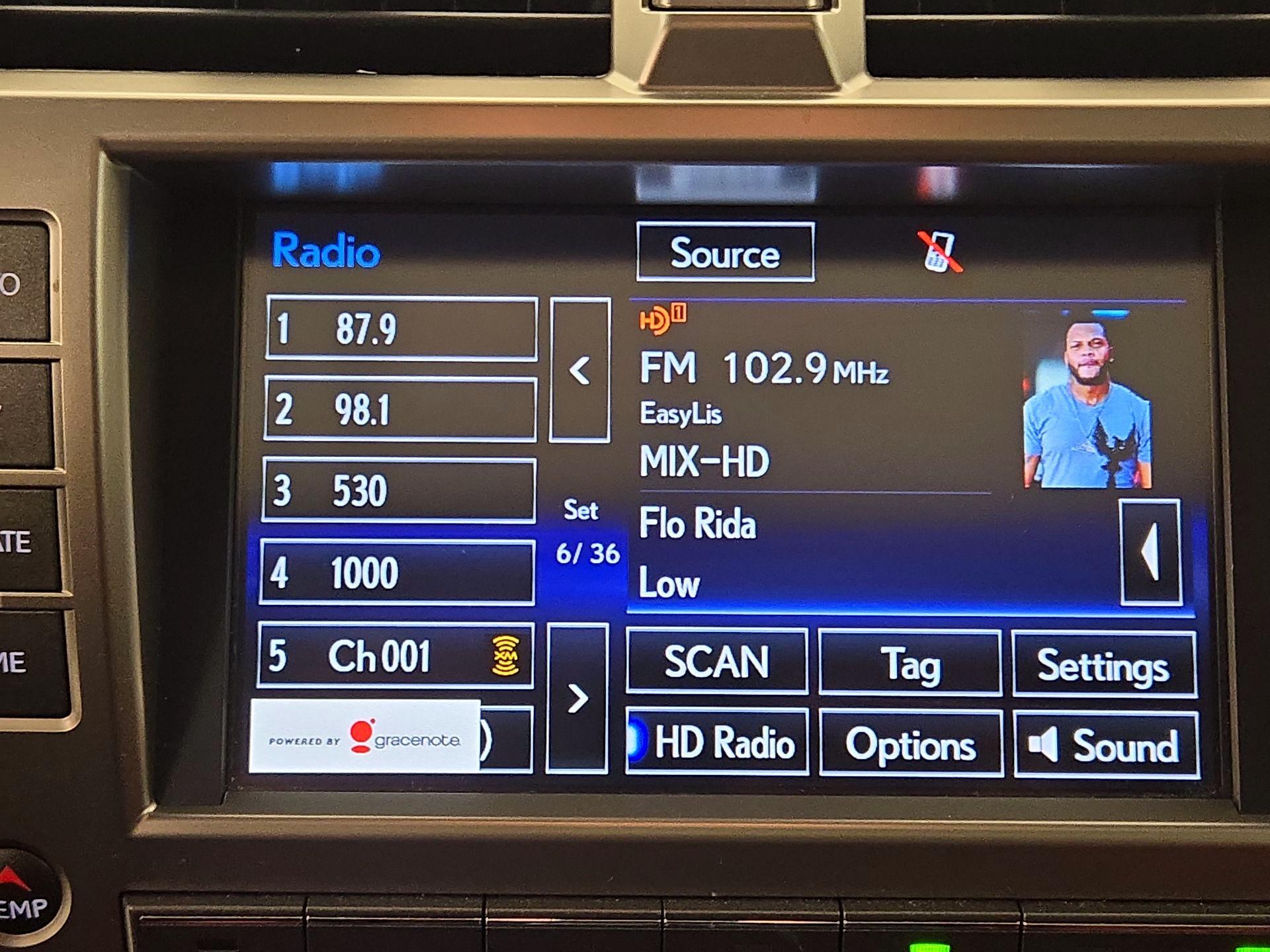 Thumbnail: 2020 Lexus GX - 16