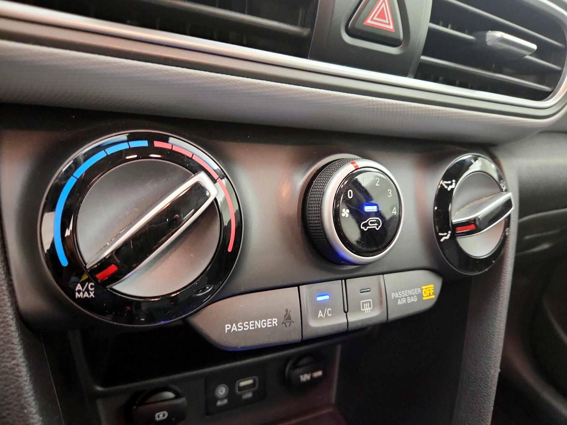 Thumbnail: 2021 Hyundai Kona - 16