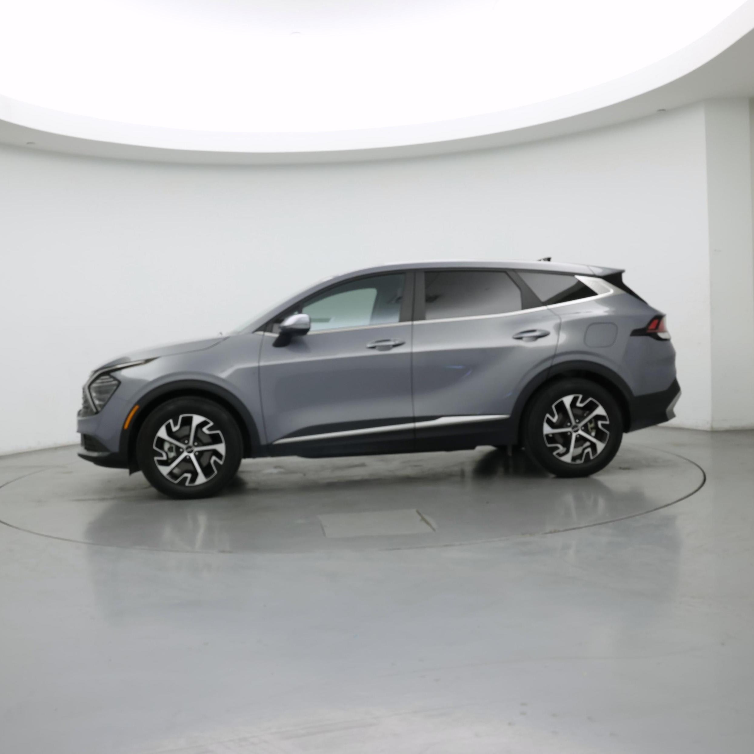 Thumbnail: 2024 Kia Sportage - 3