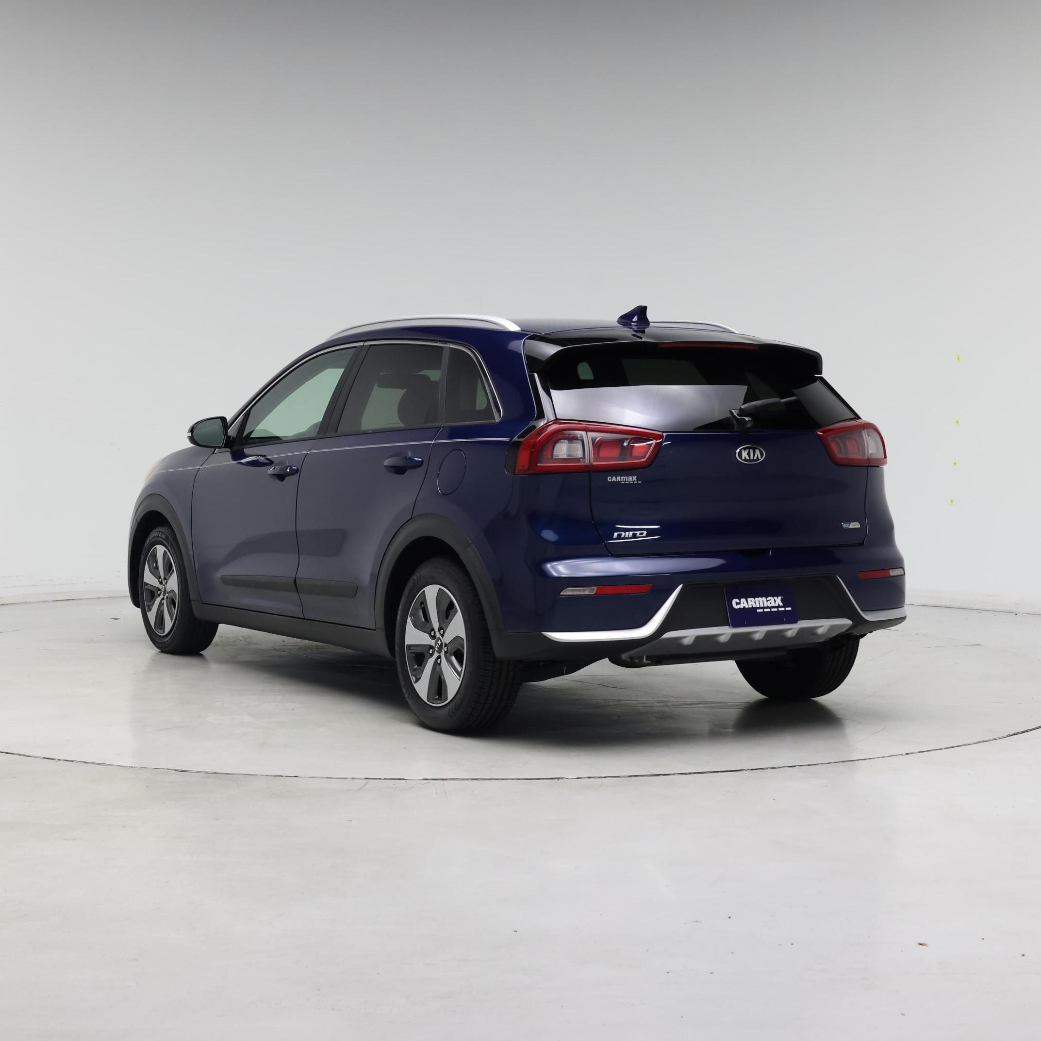 Thumbnail: 2017 Kia Niro - 2