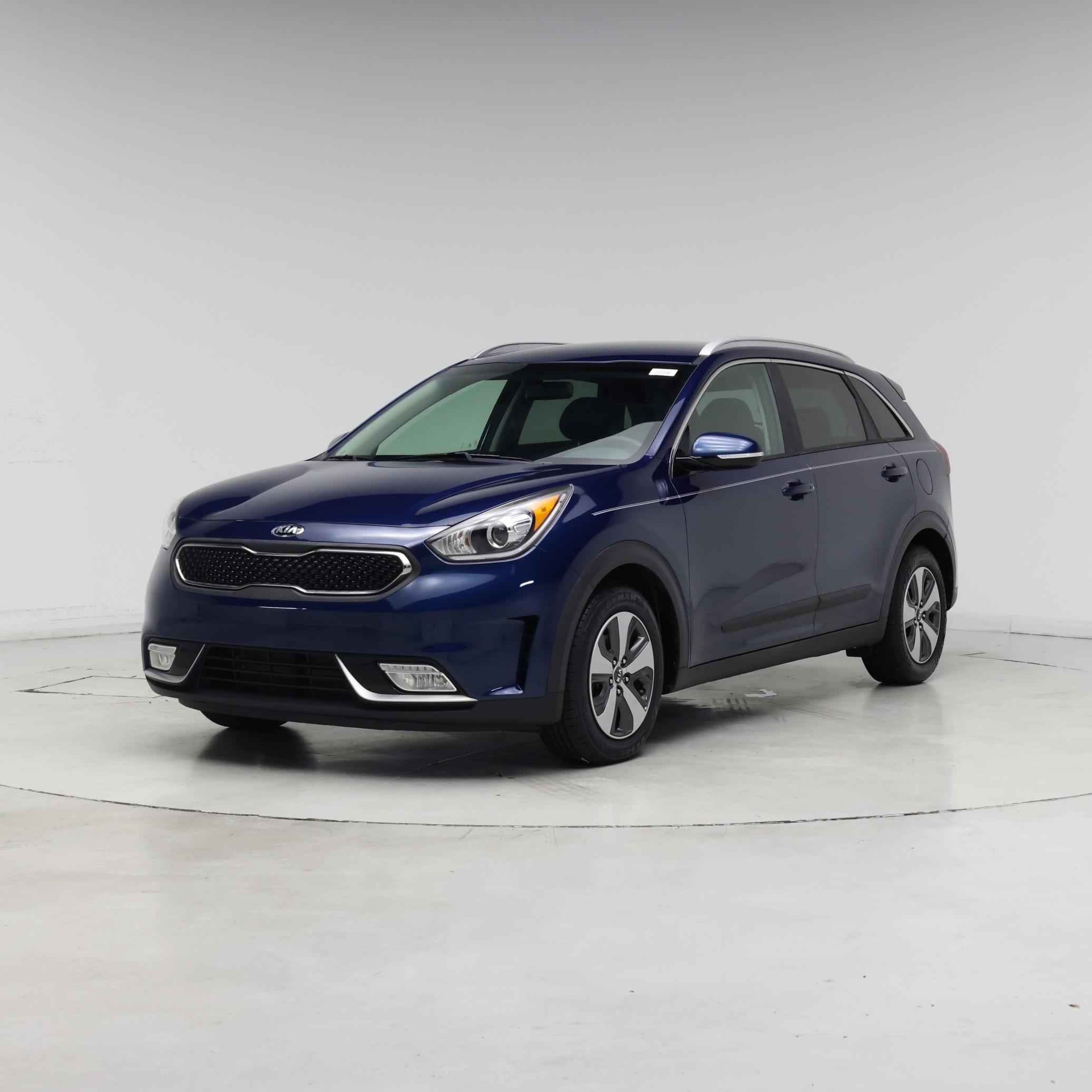 Thumbnail: 2017 Kia Niro - 4
