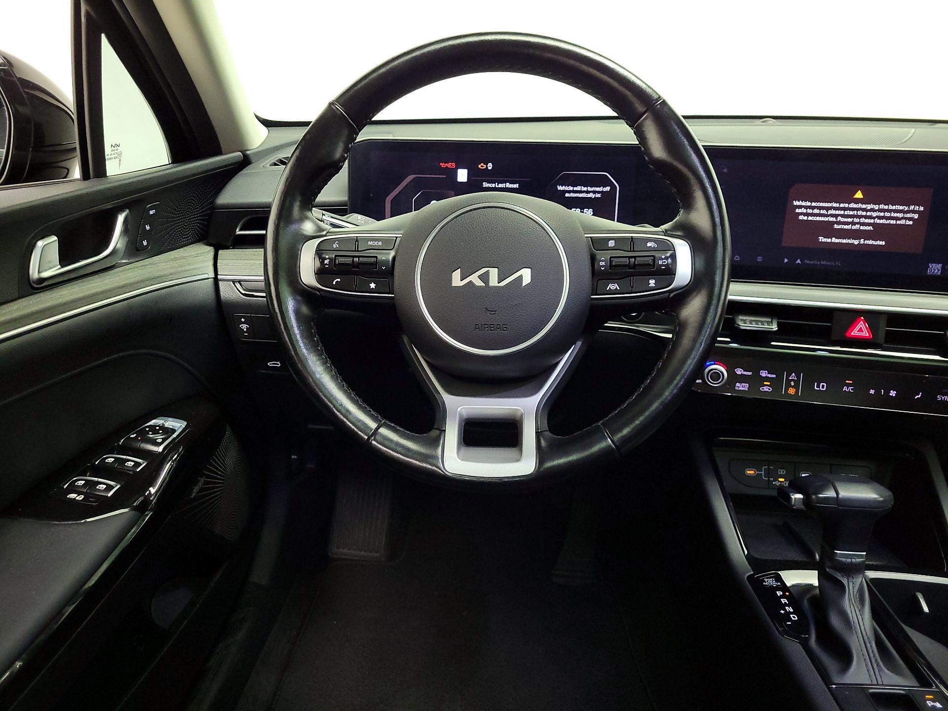 Thumbnail: 2025 Kia K5 - 10