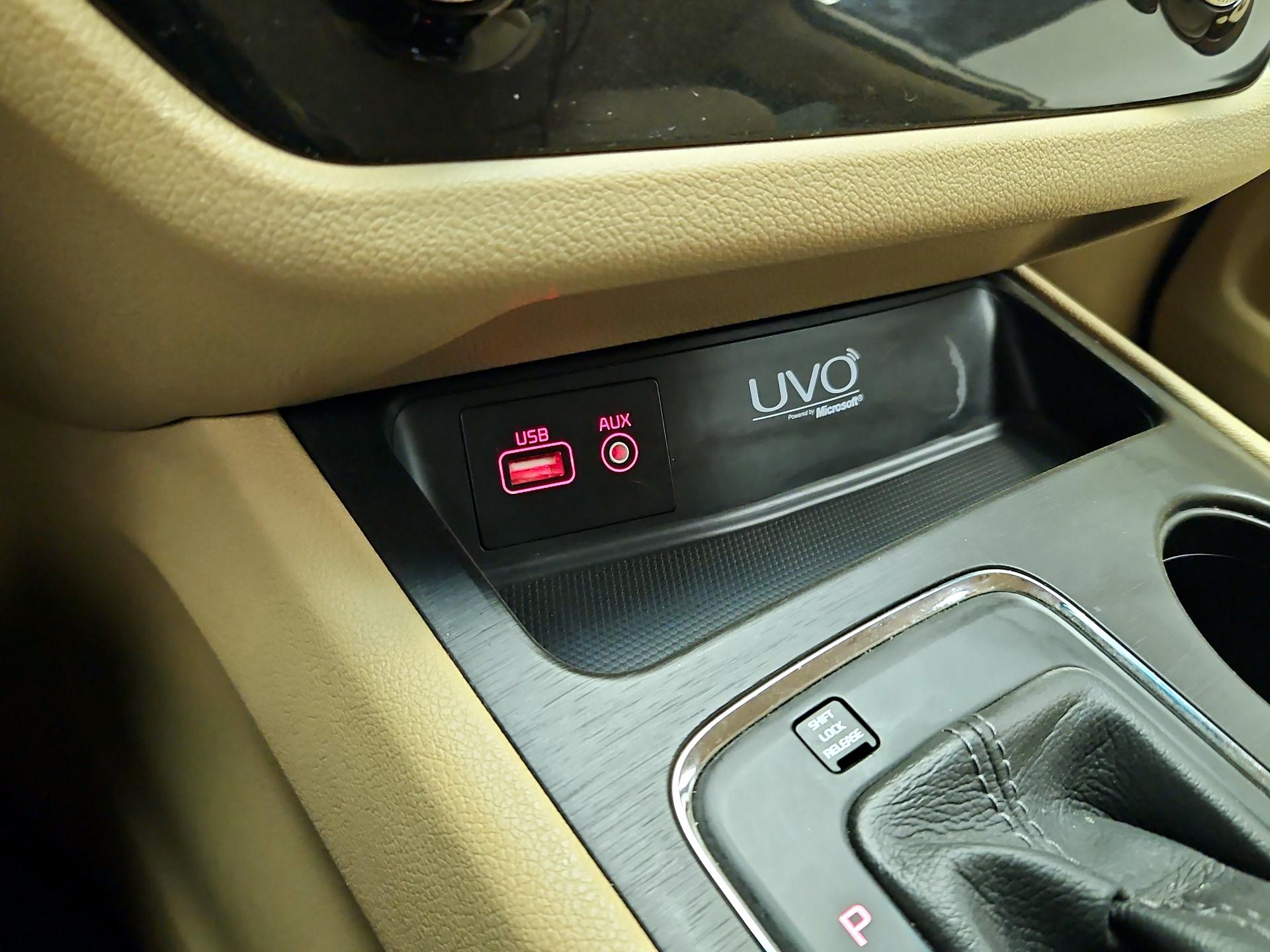 Thumbnail: 2016 Kia Sedona - 18