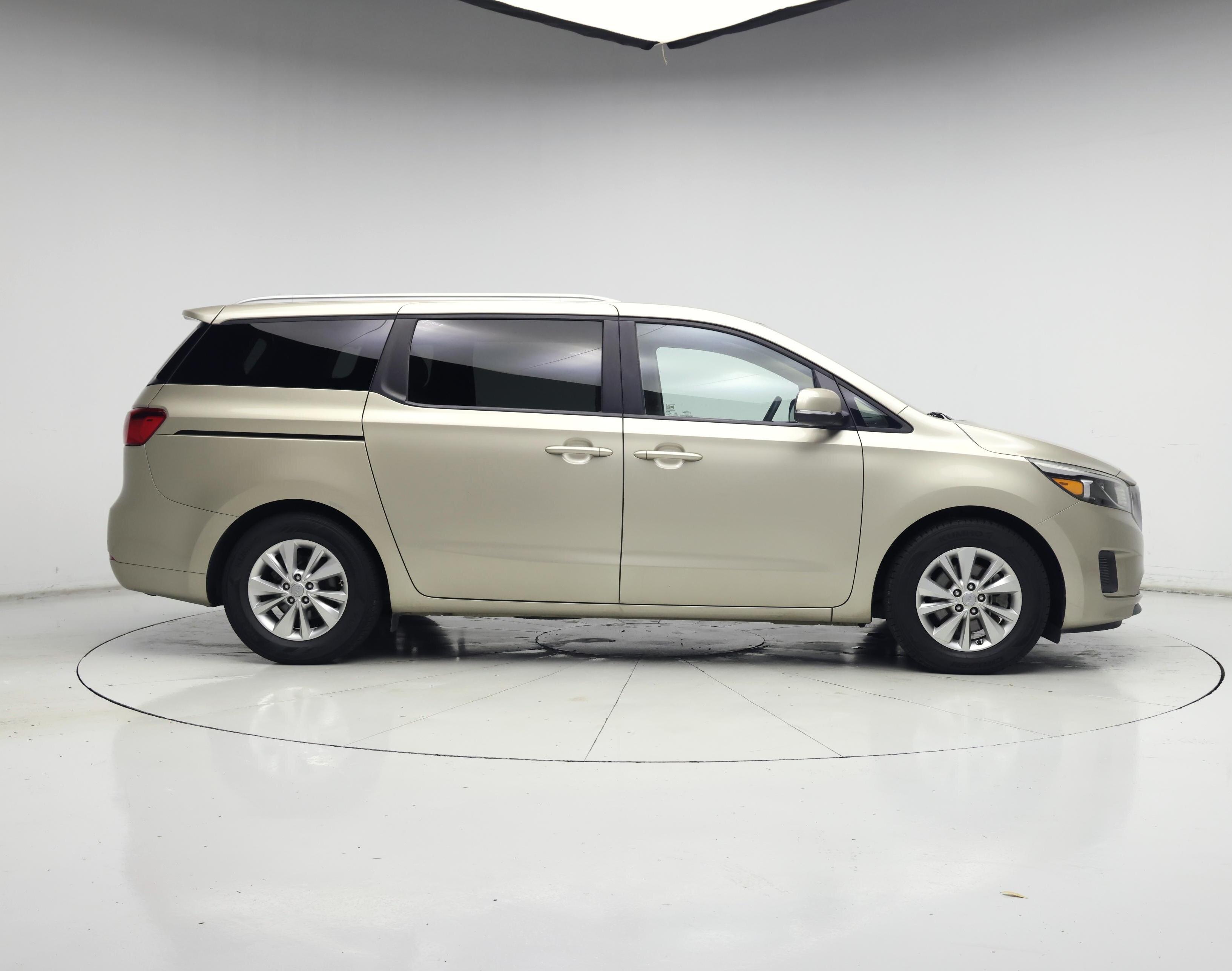 Thumbnail: 2016 Kia Sedona - 7