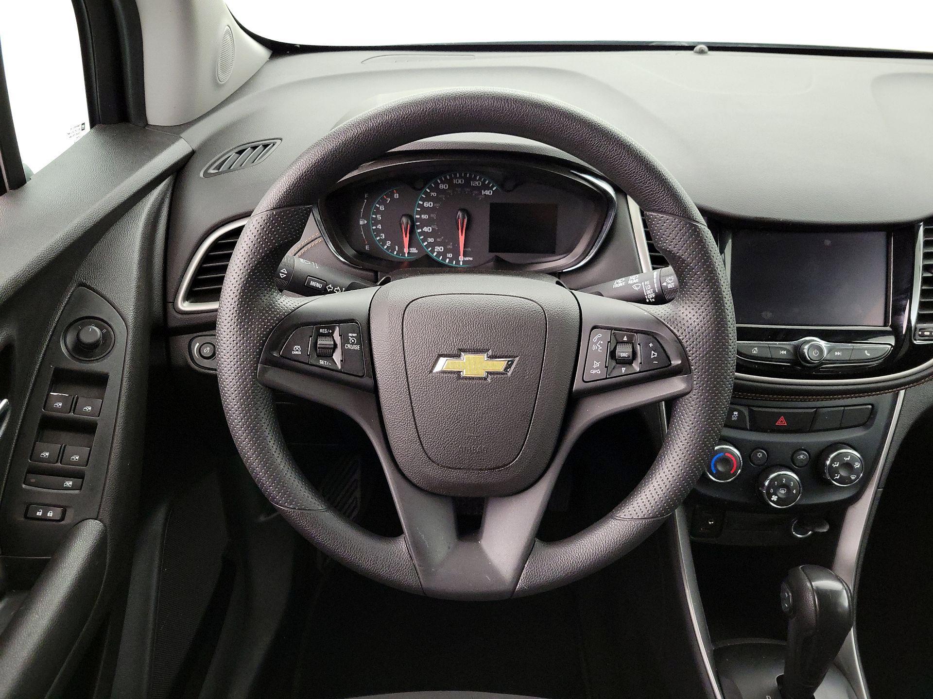 Thumbnail: 2020 Chevrolet Trax - 10