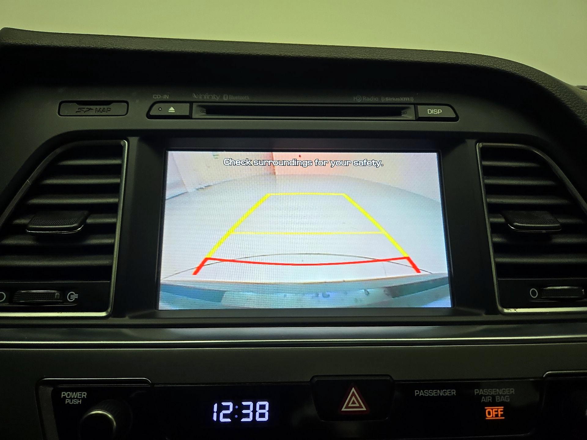 Thumbnail: 2016 Hyundai Sonata - 15