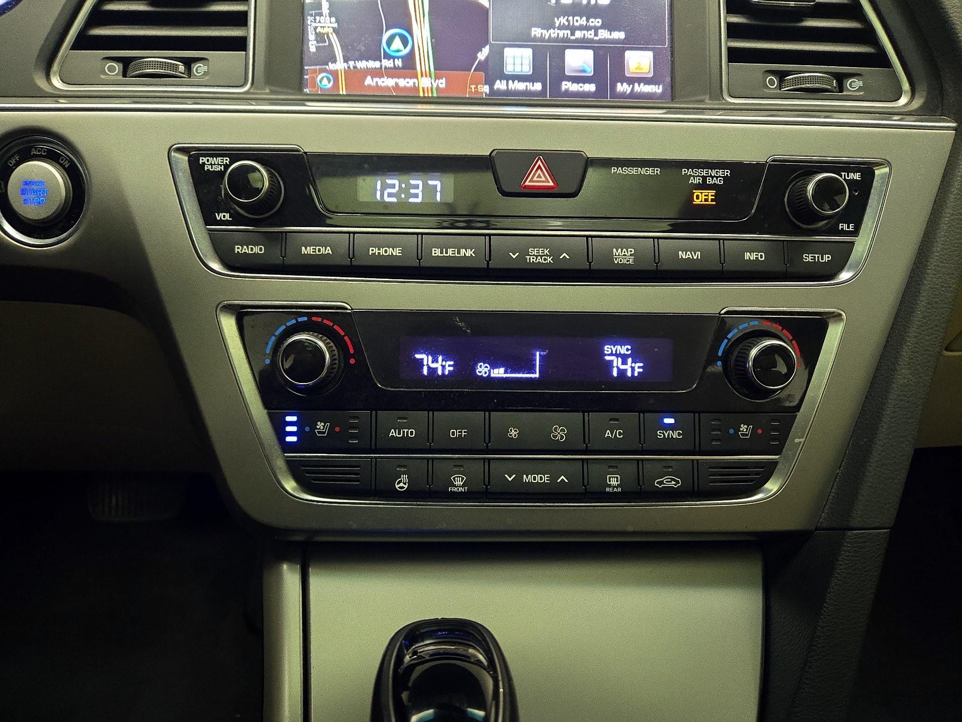 Thumbnail: 2016 Hyundai Sonata - 17