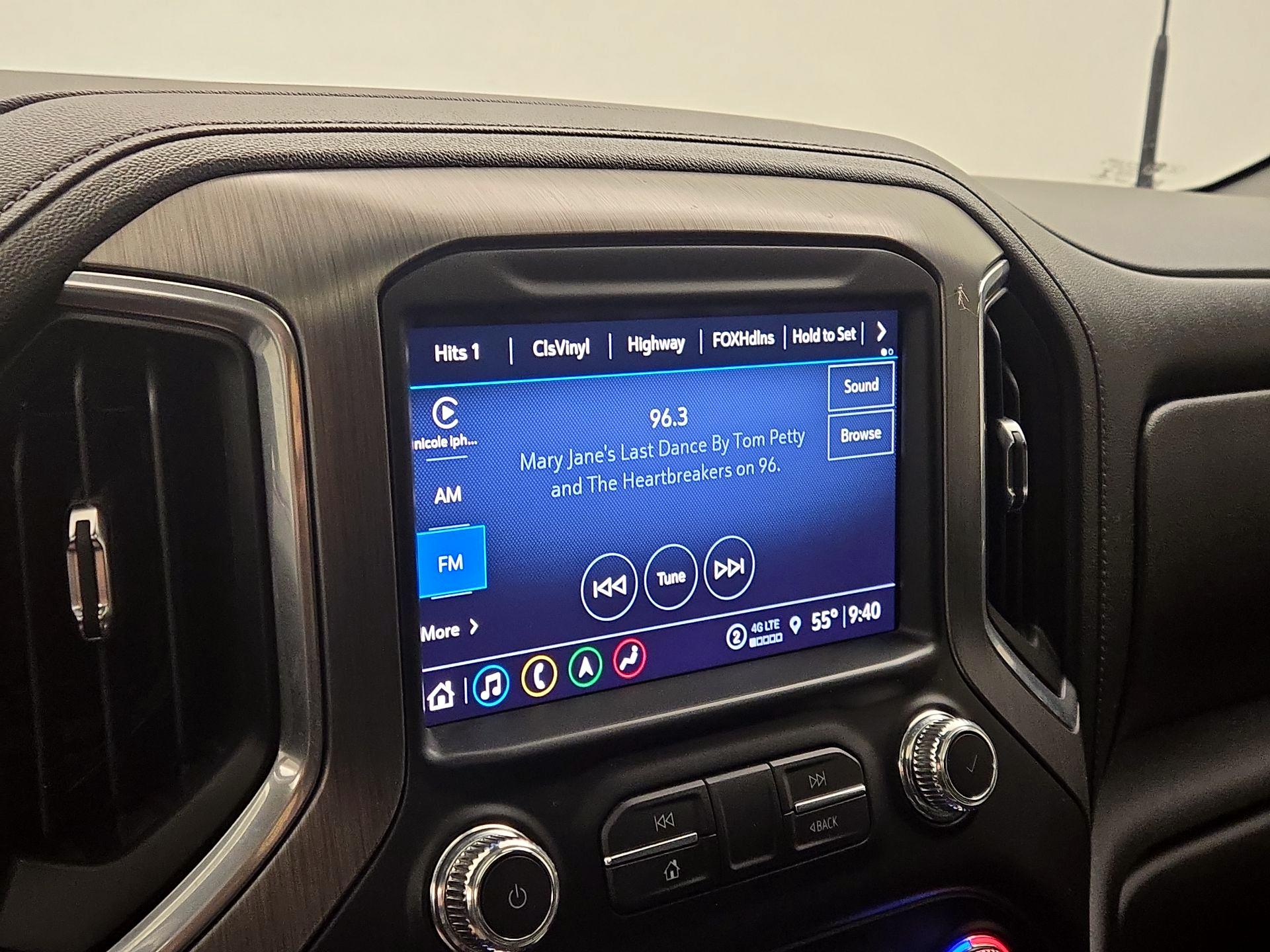 Thumbnail: 2022 GMC Sierra 2500 - 16