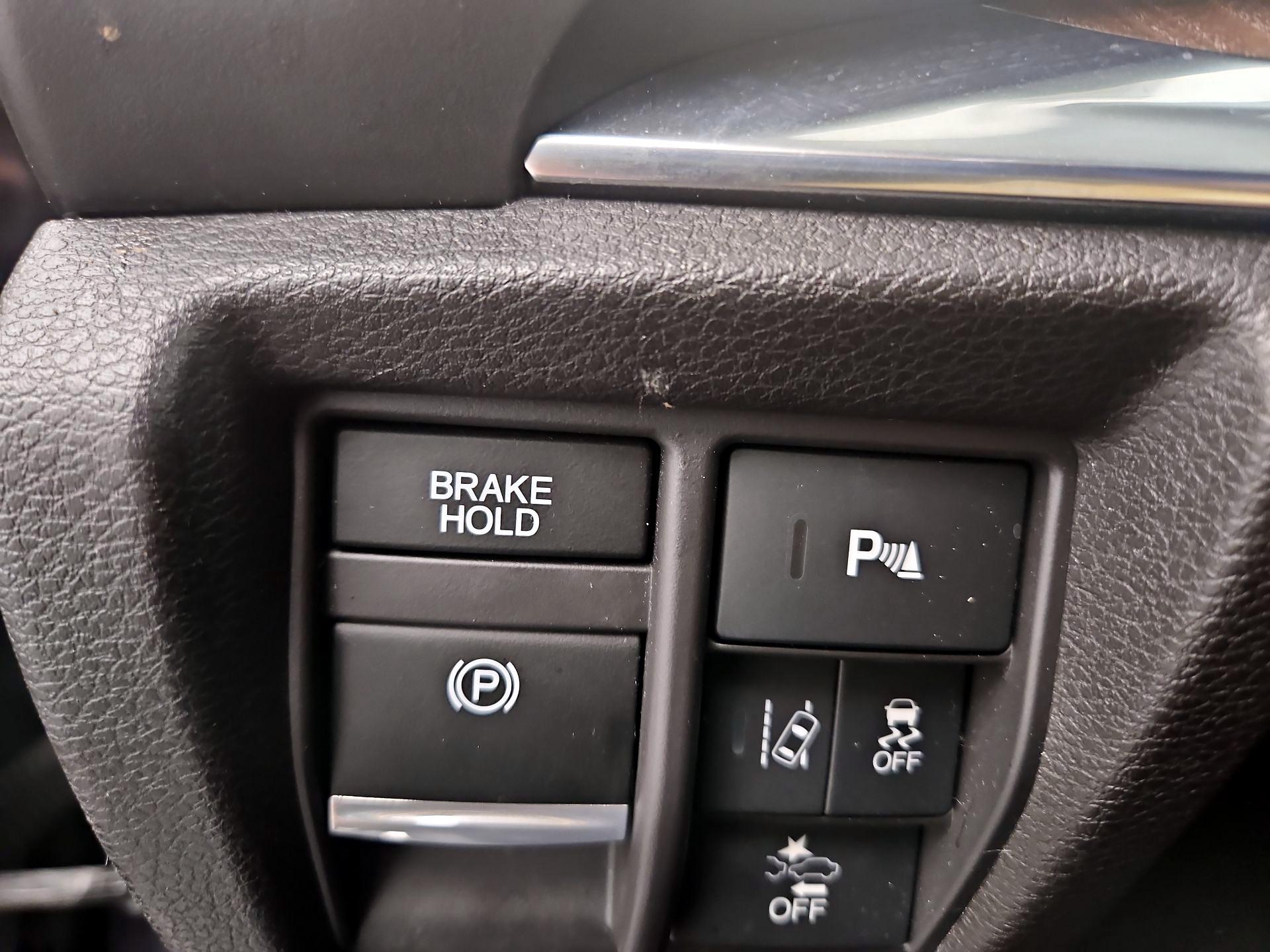 Thumbnail: 2019 Acura MDX - 13