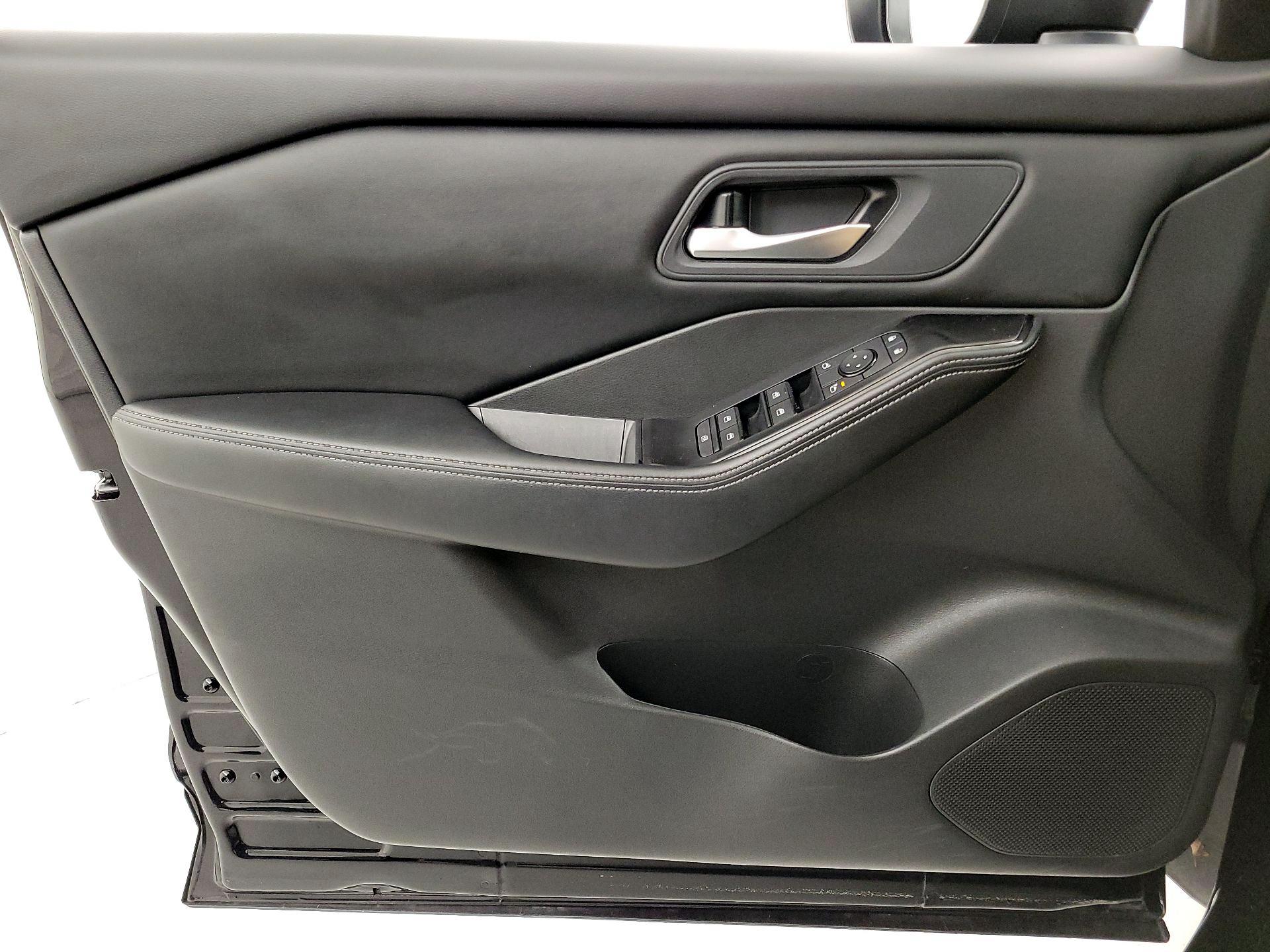 Thumbnail: 2025 Nissan Rogue - 12