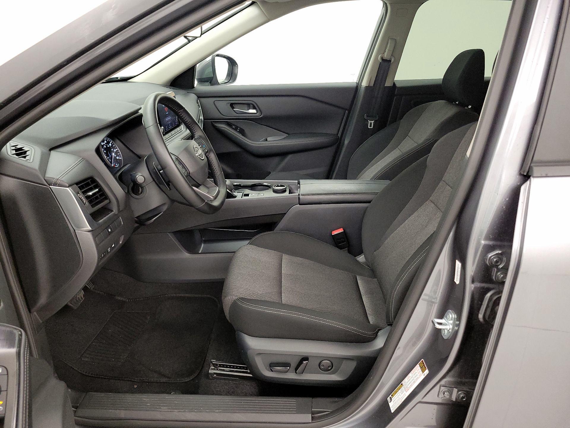 Thumbnail: 2025 Nissan Rogue - 11