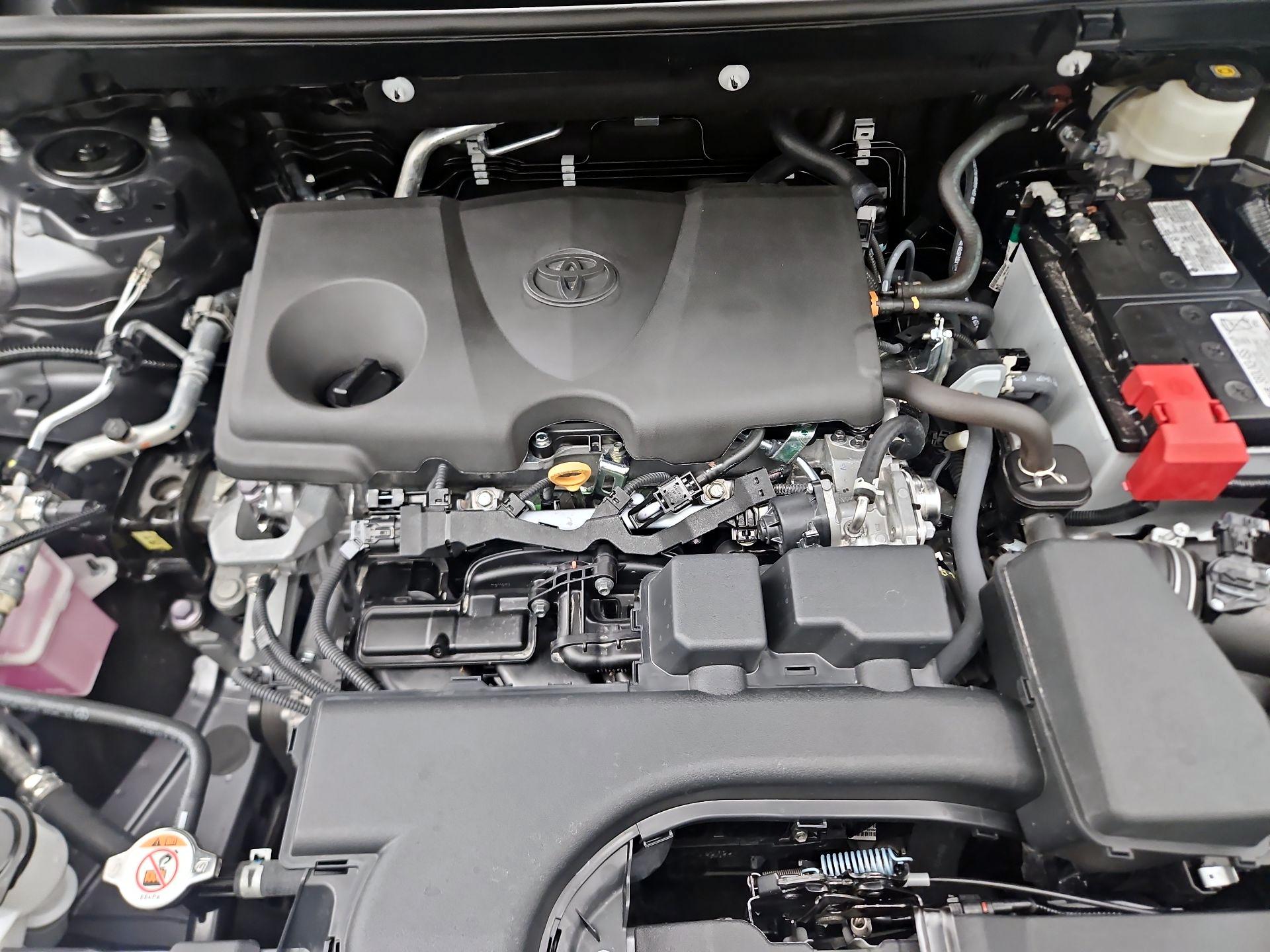 Thumbnail: 2025 Toyota RAV4 - 18