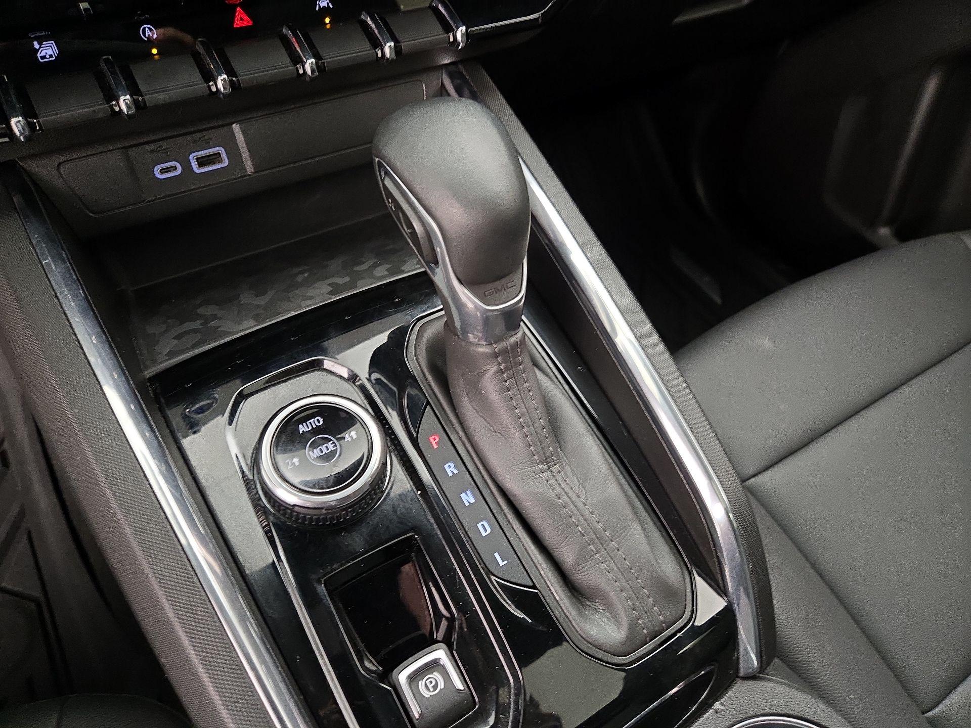 Thumbnail: 2024 GMC Canyon - 17