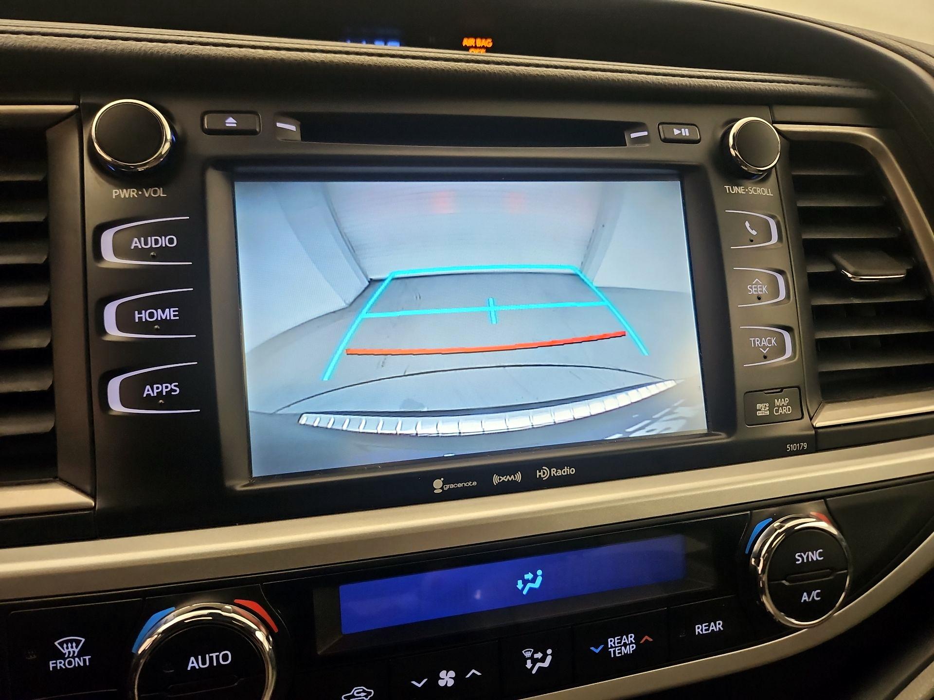 Thumbnail: 2017 Toyota Highlander - 14