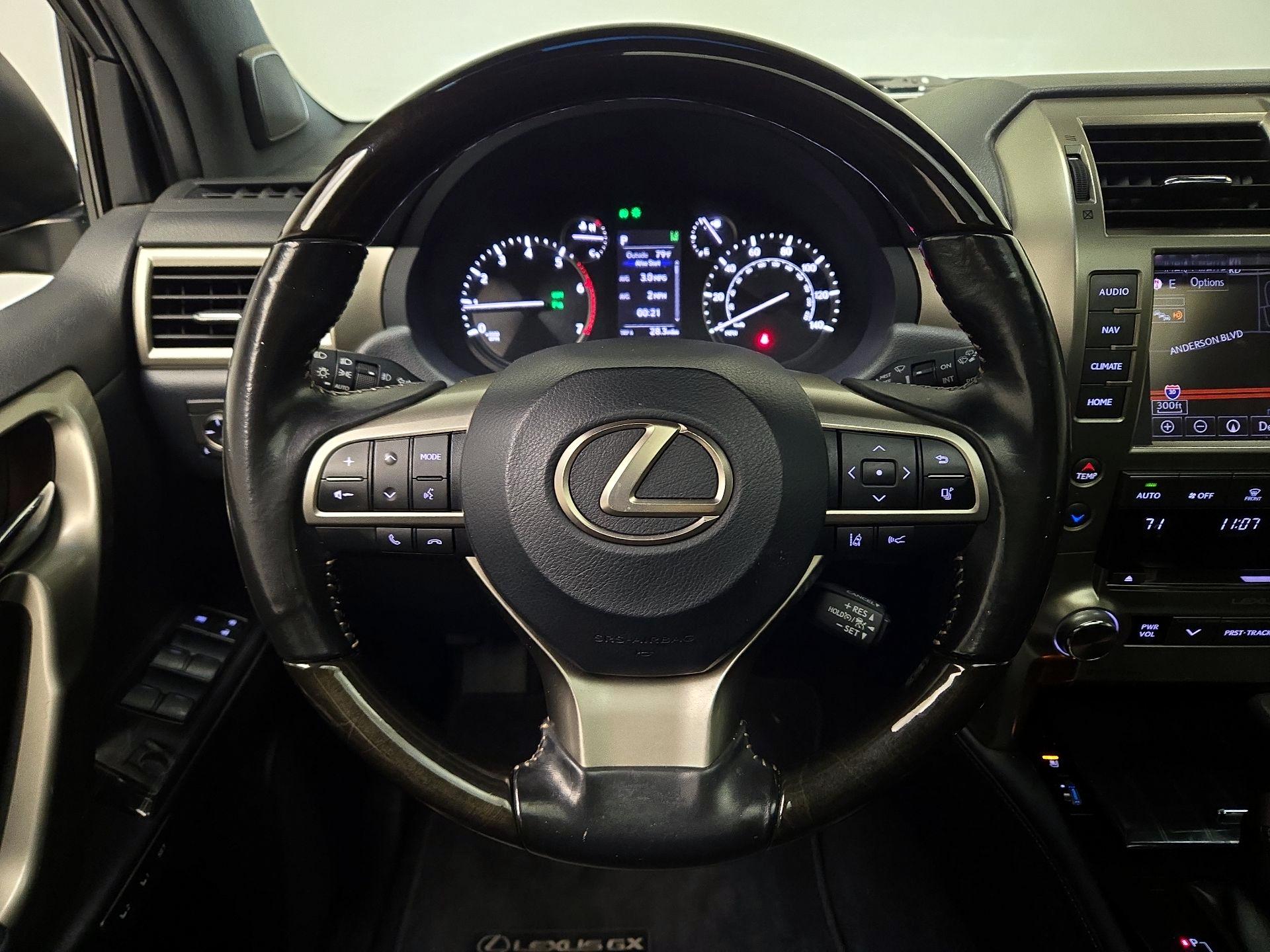 Thumbnail: 2020 Lexus GX - 10