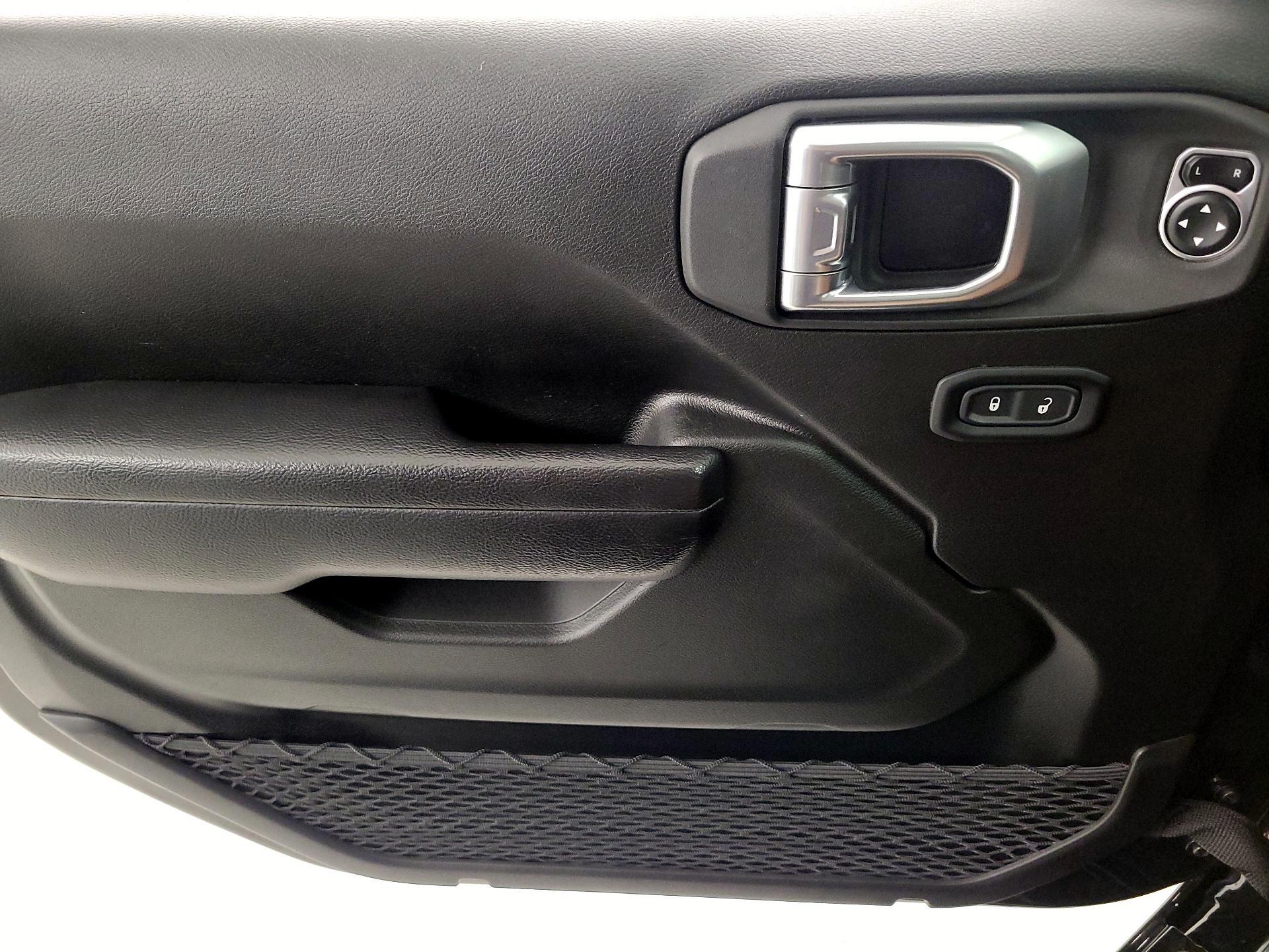 Thumbnail: 2024 Jeep Gladiator - 12