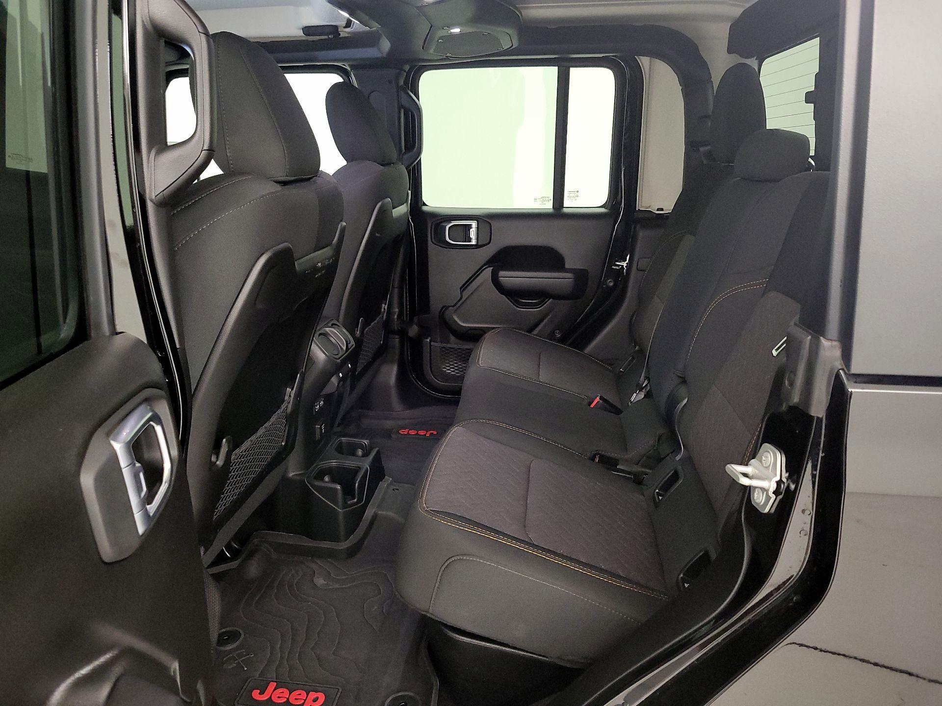 Thumbnail: 2024 Jeep Gladiator - 19
