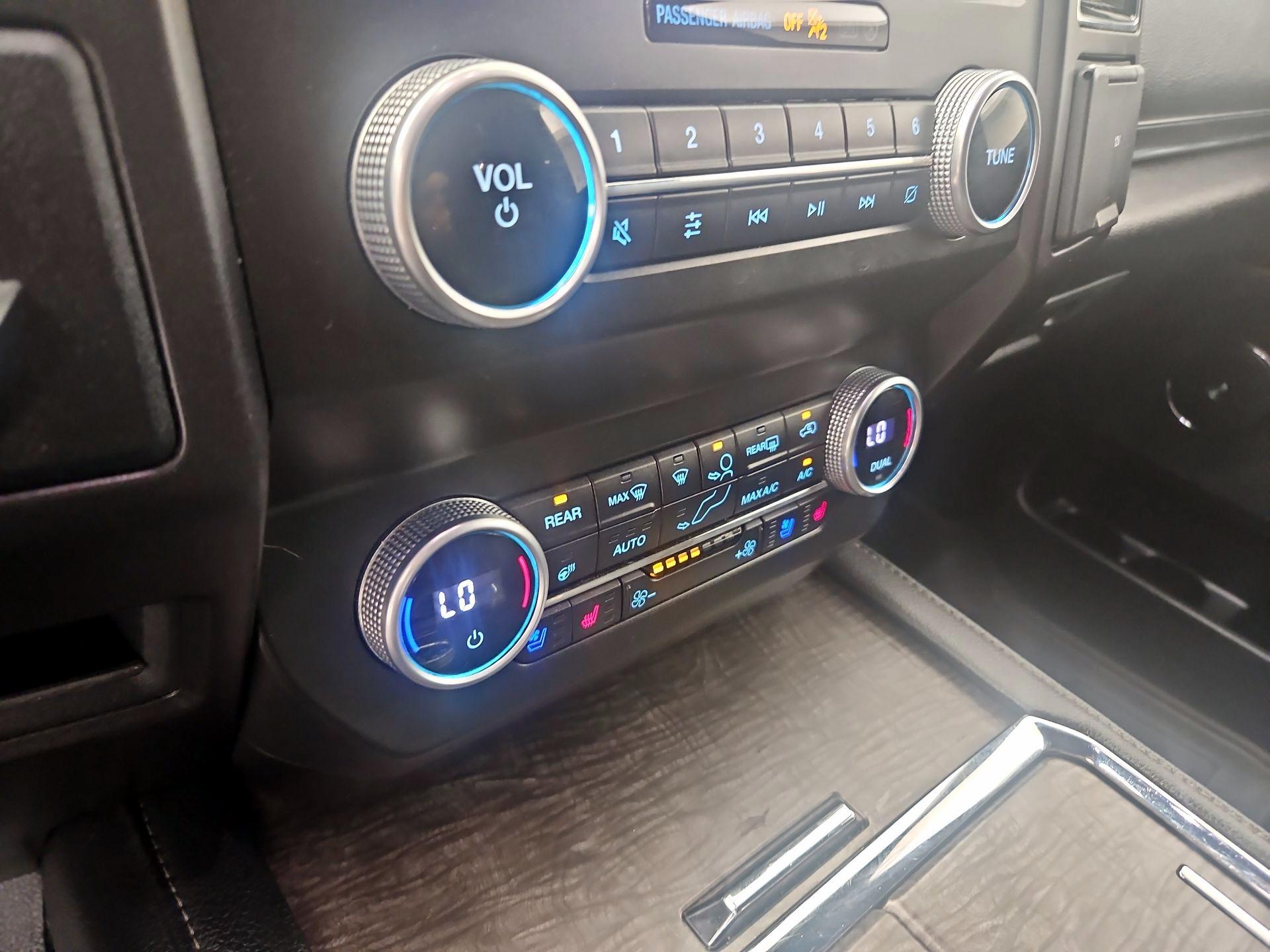 Thumbnail: 2021 Ford Expedition - 14