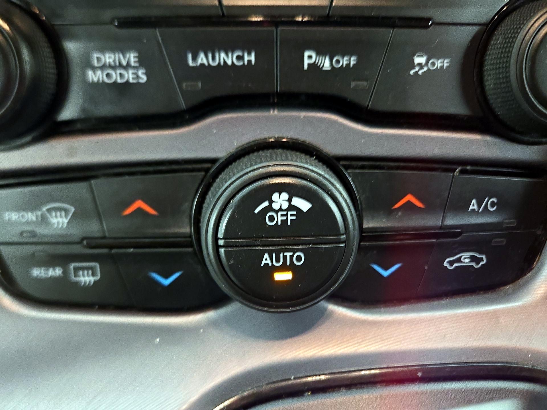 Thumbnail: 2022 Dodge Challenger - 16