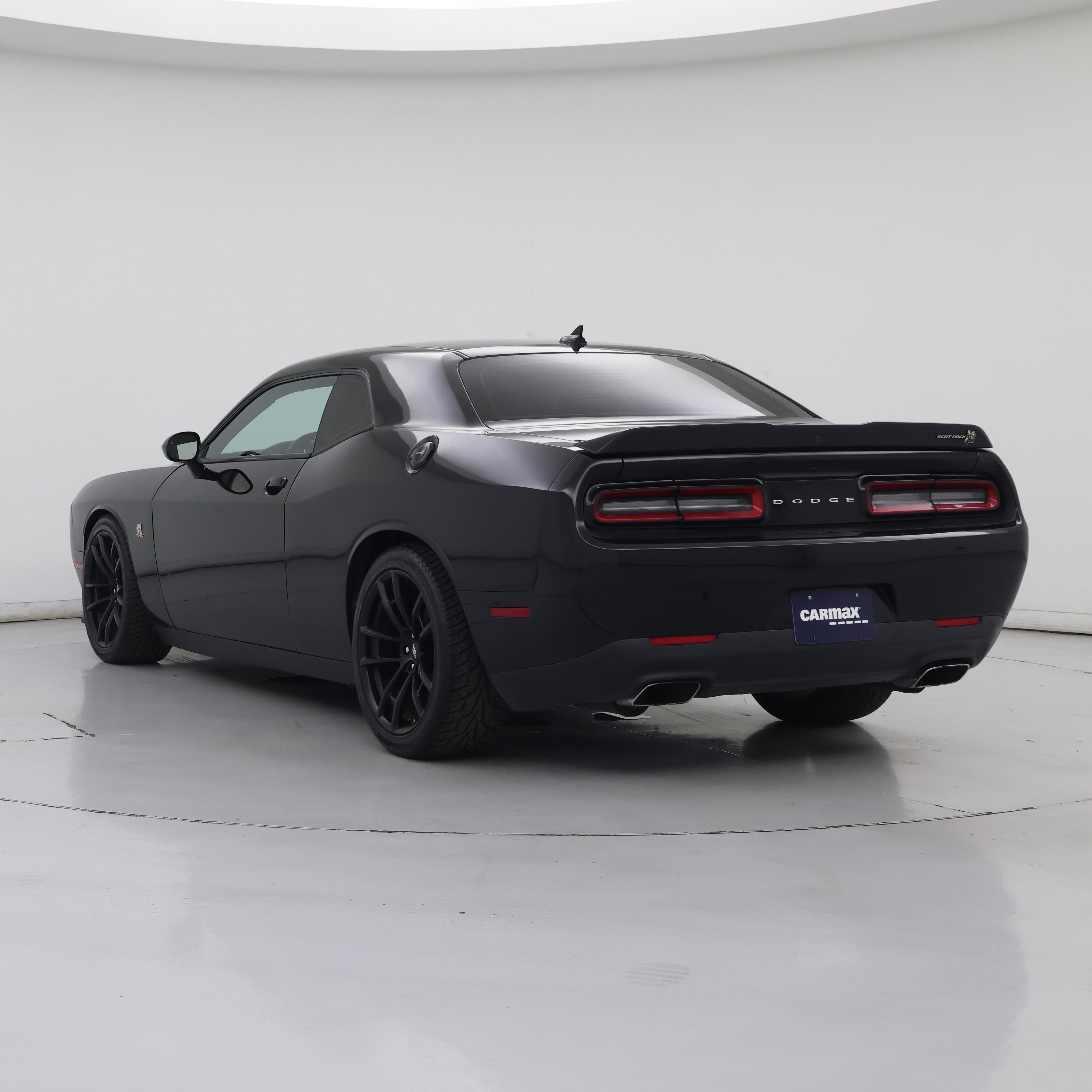 Thumbnail: 2022 Dodge Challenger - 2