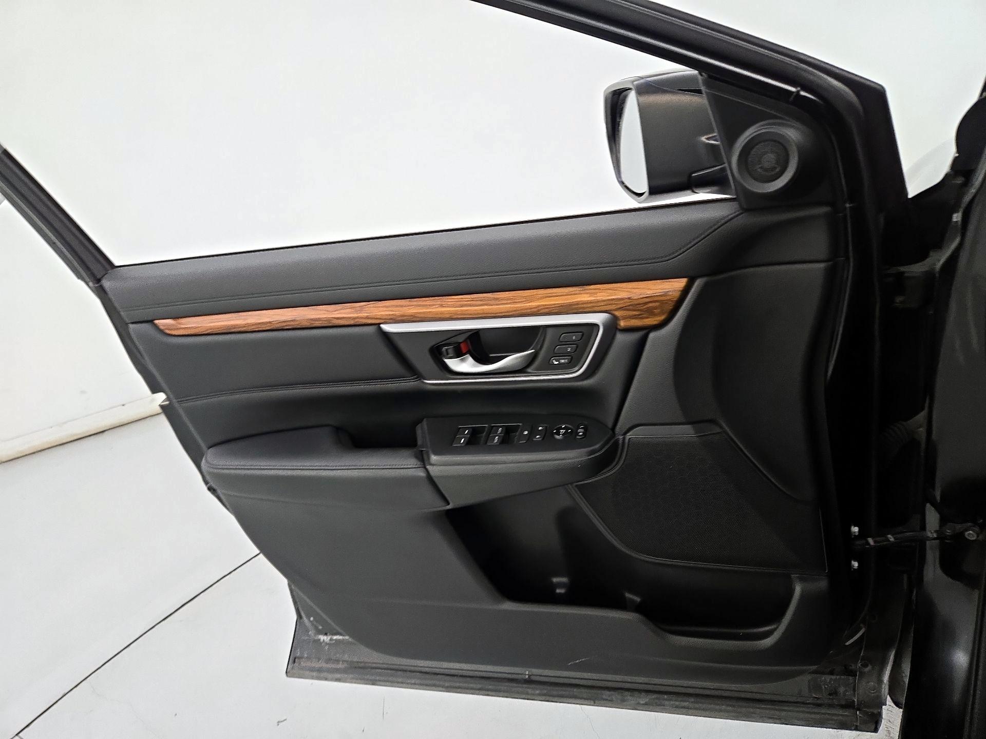 Thumbnail: 2017 Honda CR-V - 12