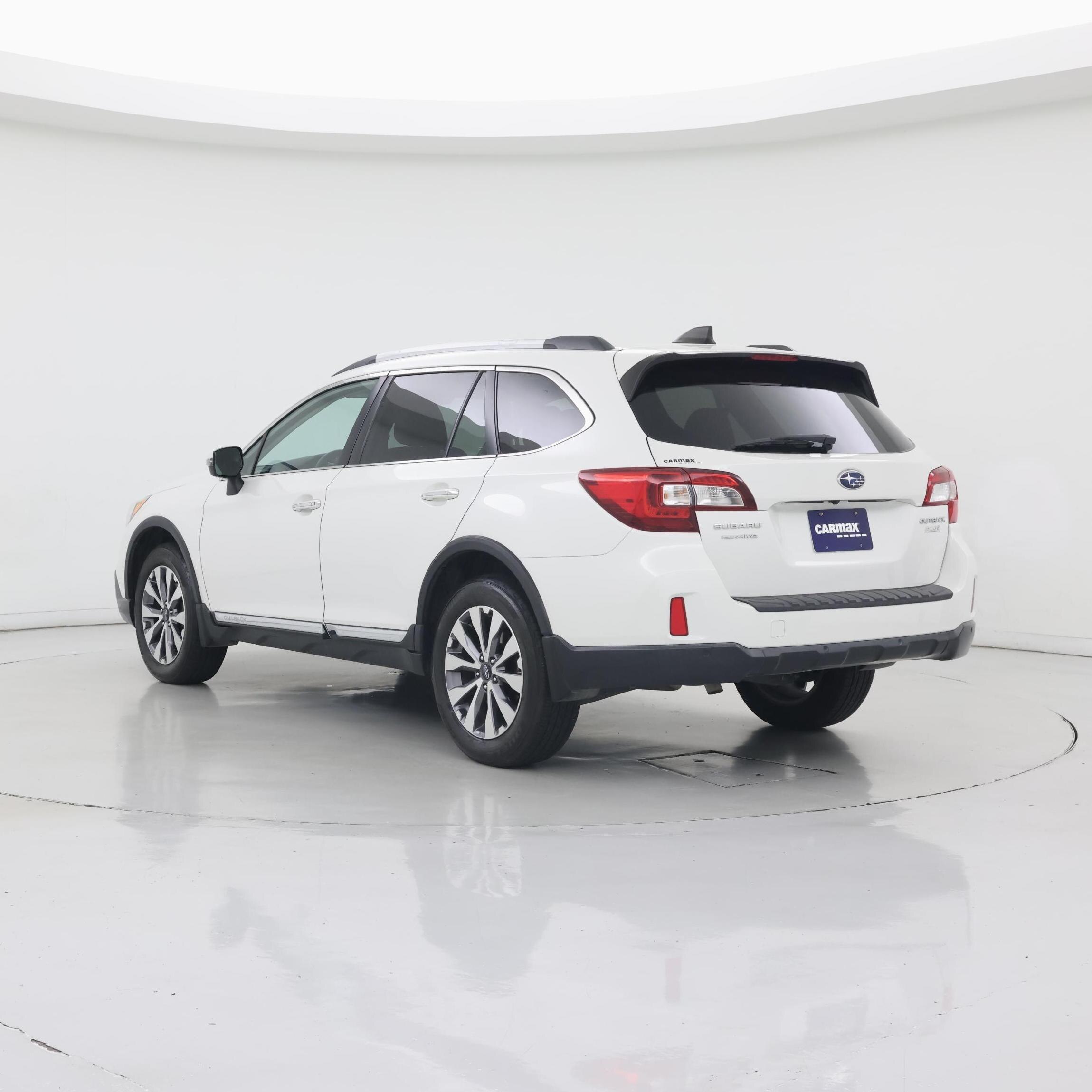 Thumbnail: 2017 Subaru Outback - 2