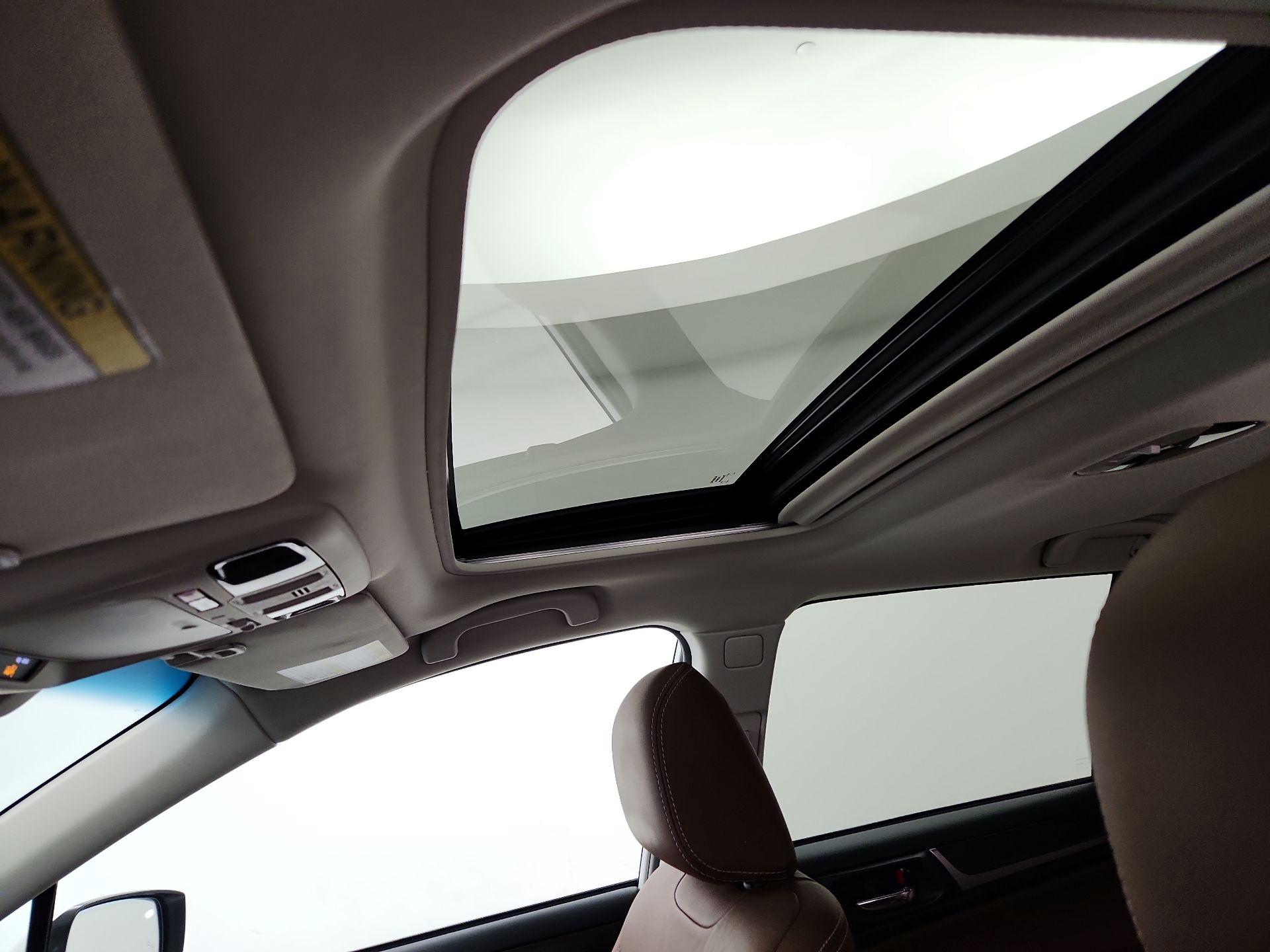 Thumbnail: 2017 Subaru Outback - 20