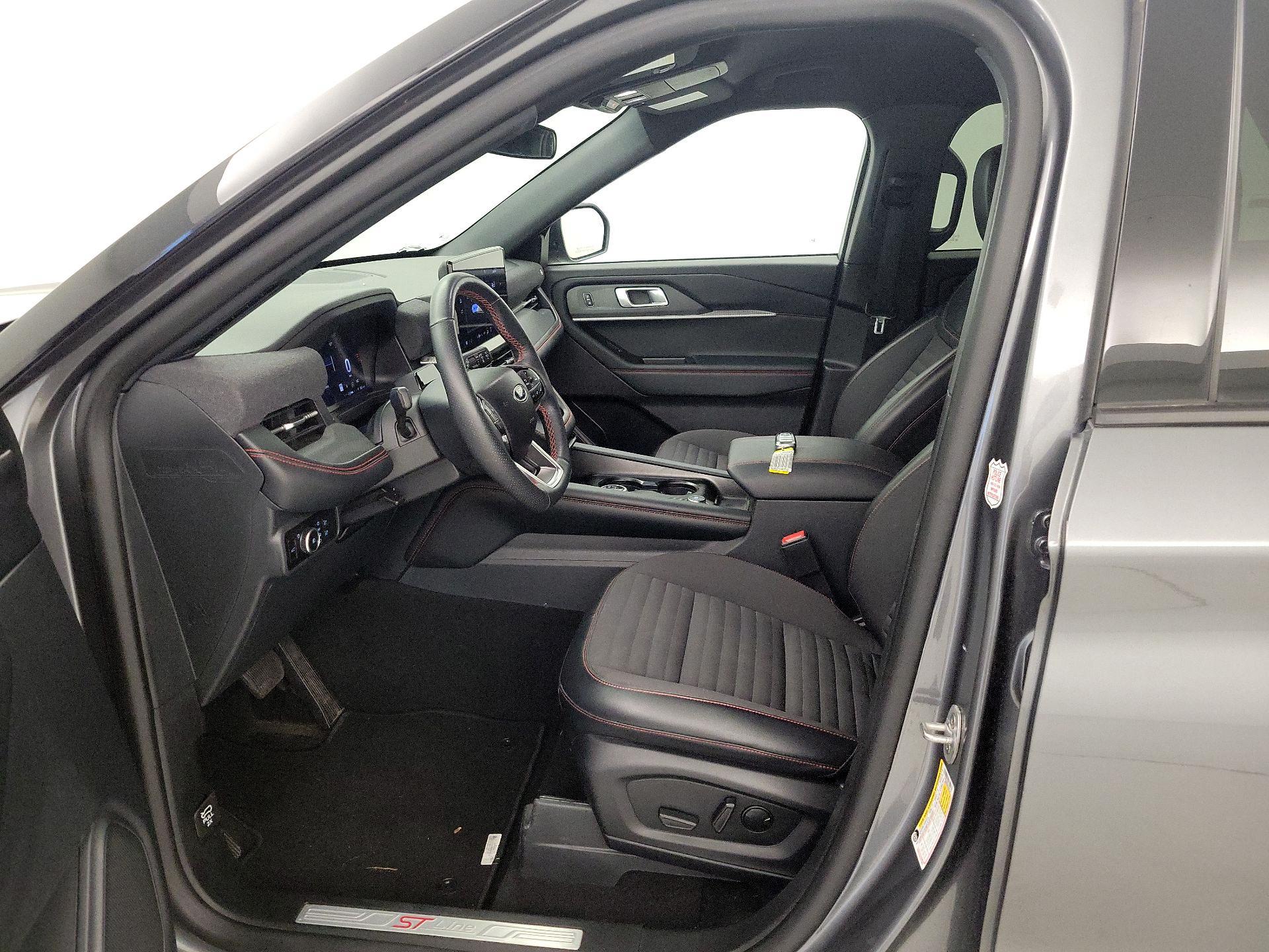 Thumbnail: 2025 Ford Explorer - 11