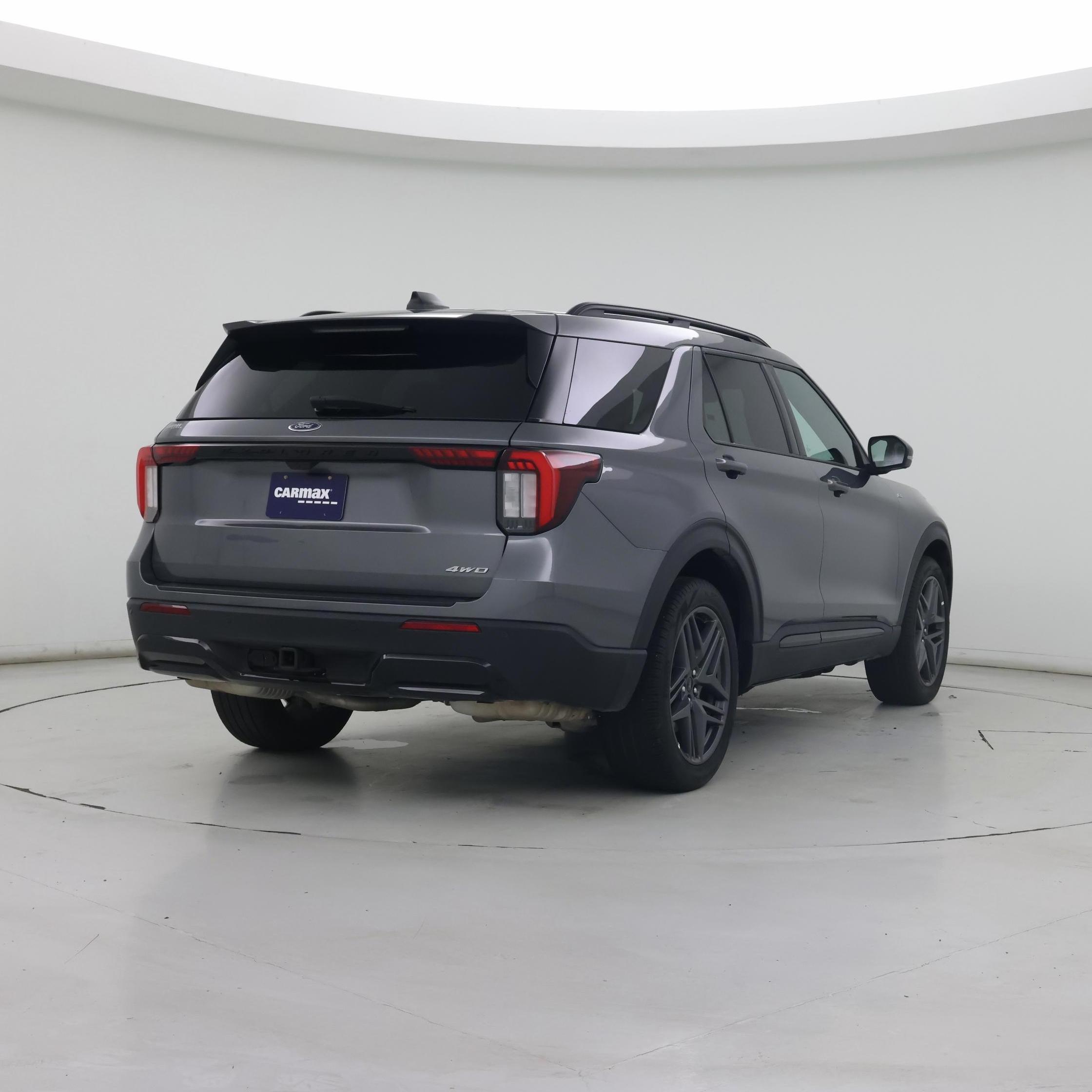 Thumbnail: 2025 Ford Explorer - 8